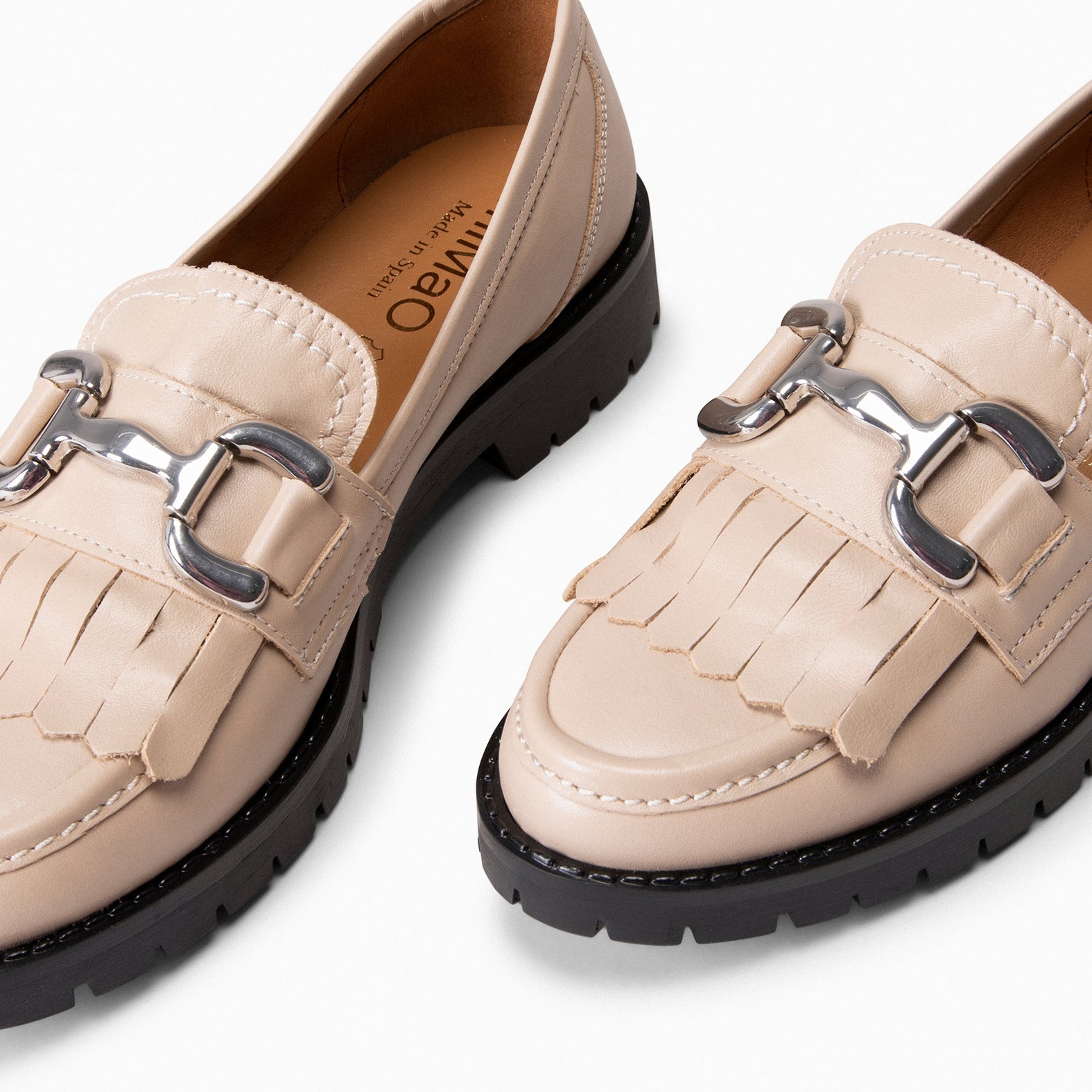 BOLTON – BEIGE Moccasins with track sole