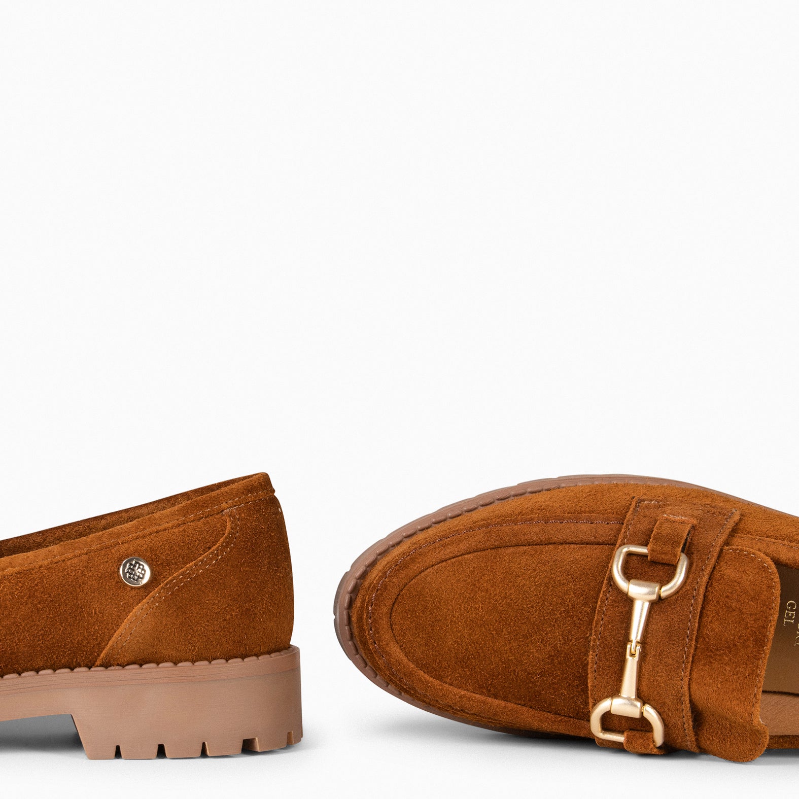 TREVILLA – CAMEL MOCCASIN WITH TRACK SOLE