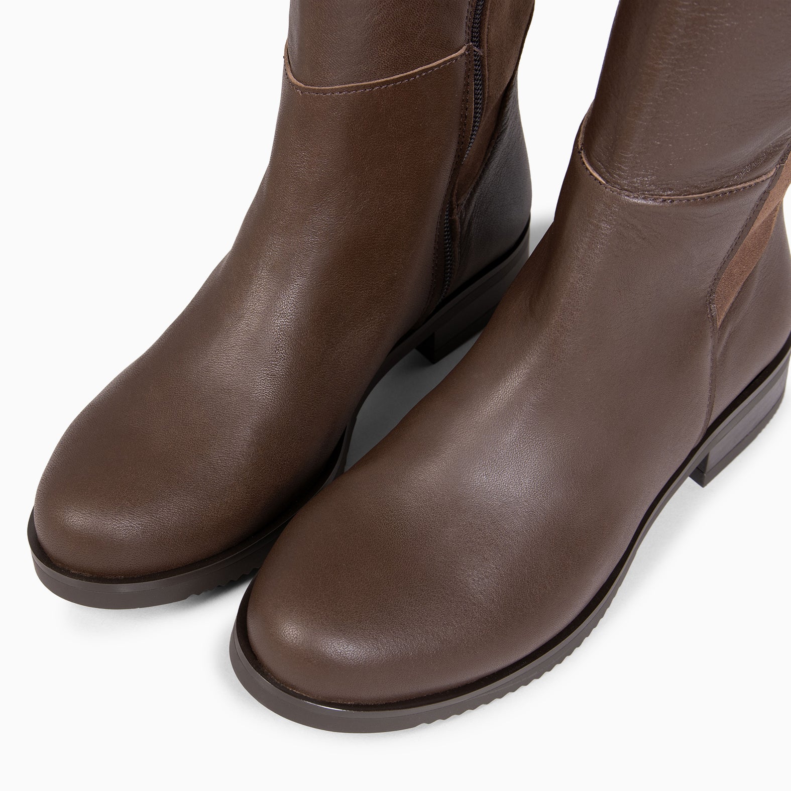 LIA - Bota alta de piel MARRON