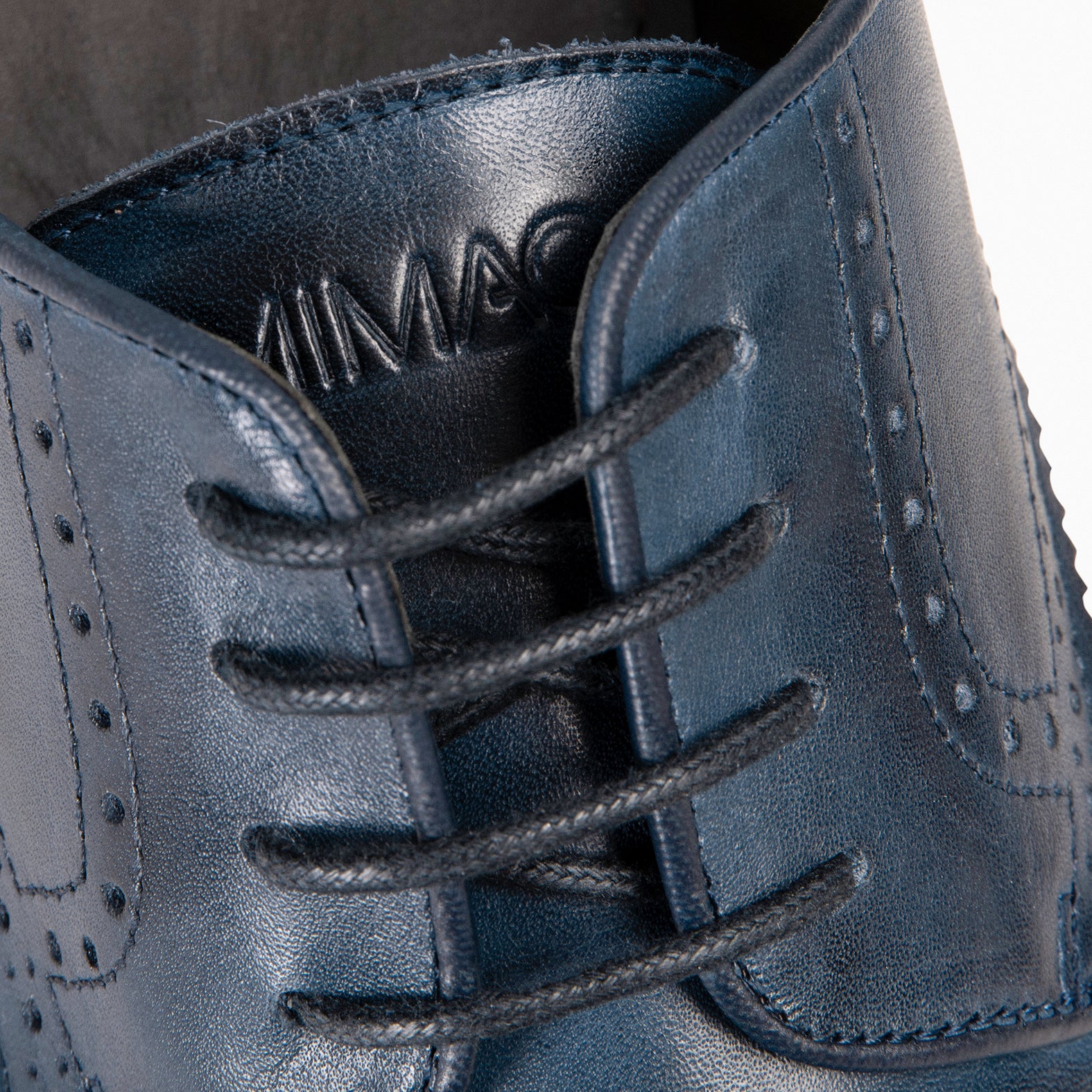 QUEVEDO – NAVY Men’s shoe with laces