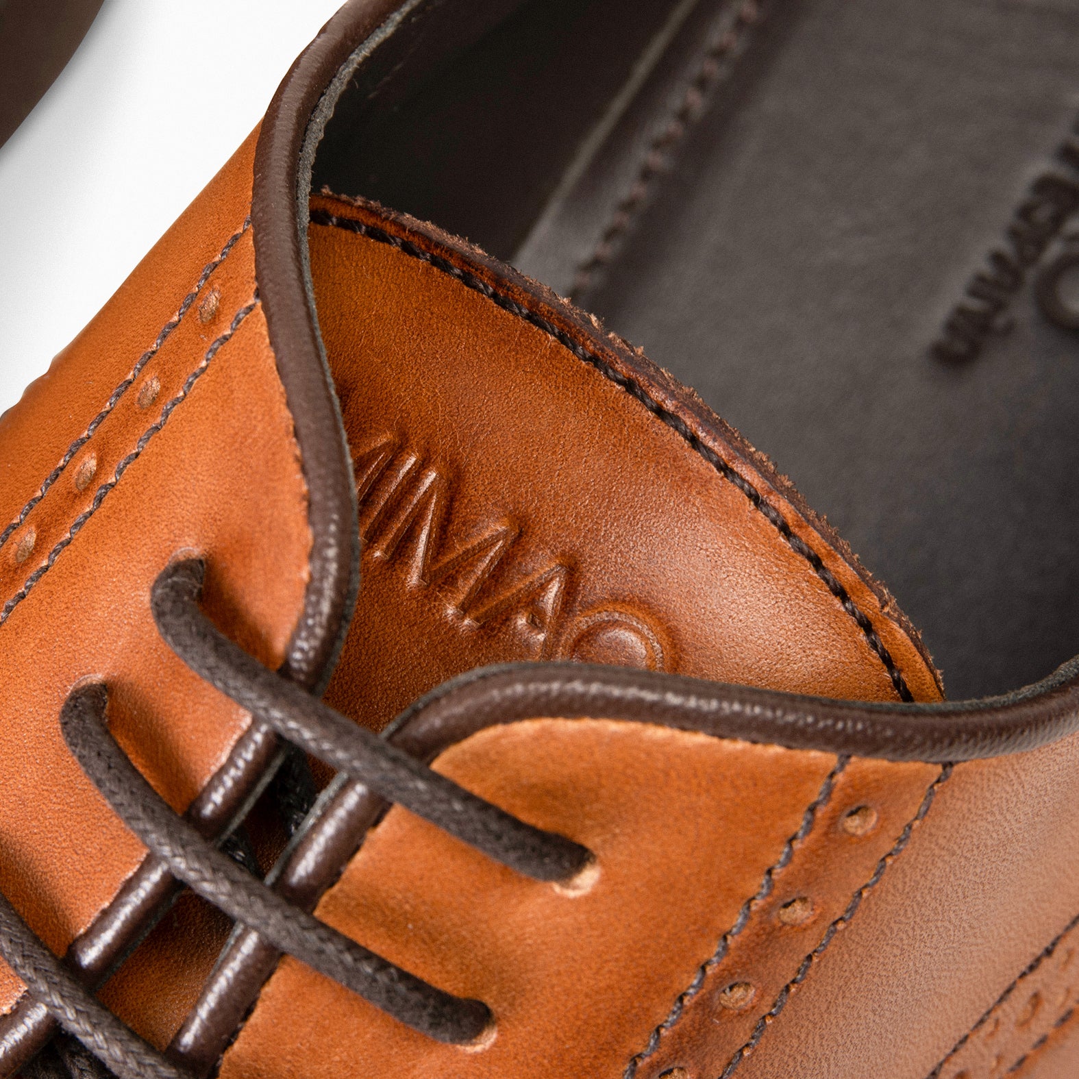 QUEVEDO – CAMEL Men’s shoe with laces