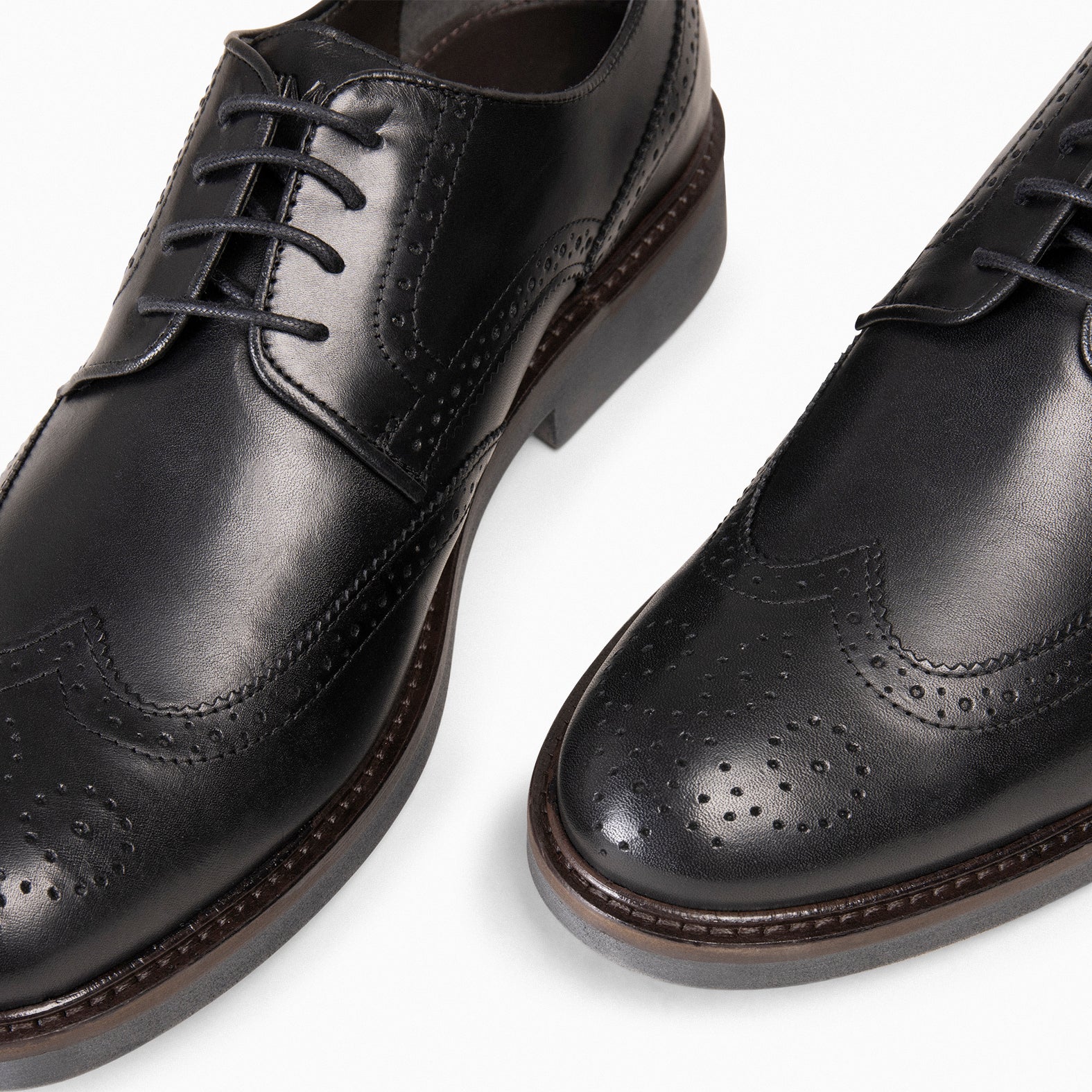 QUEVEDO – BLACK Men’s shoe with laces