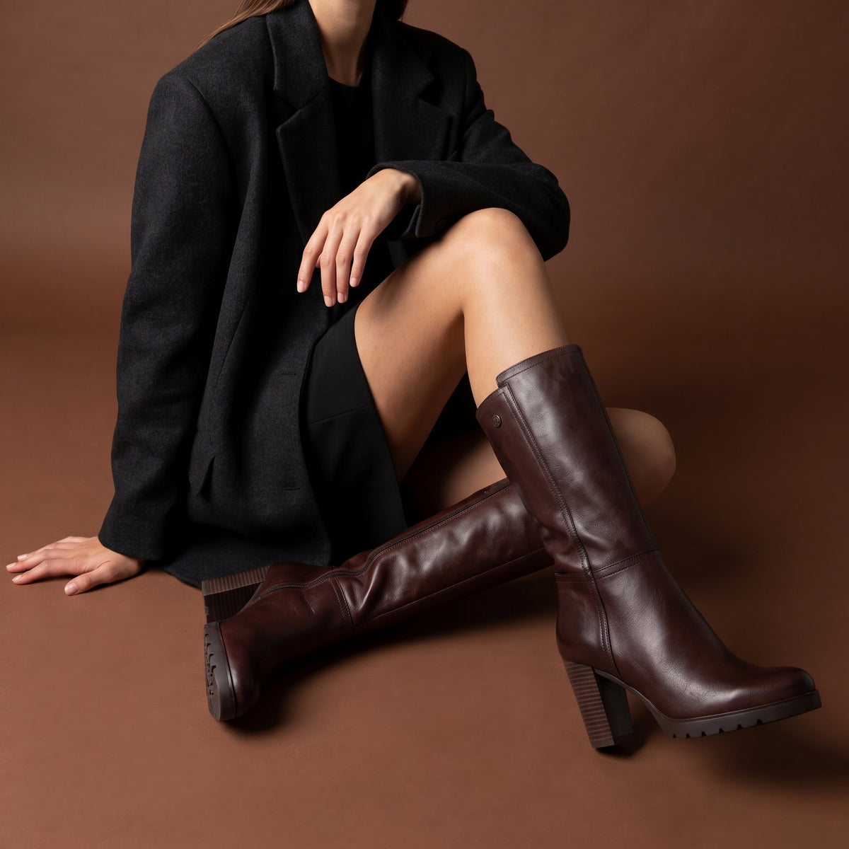 ARIANA - Botas de salto alto e plataforma MARROM