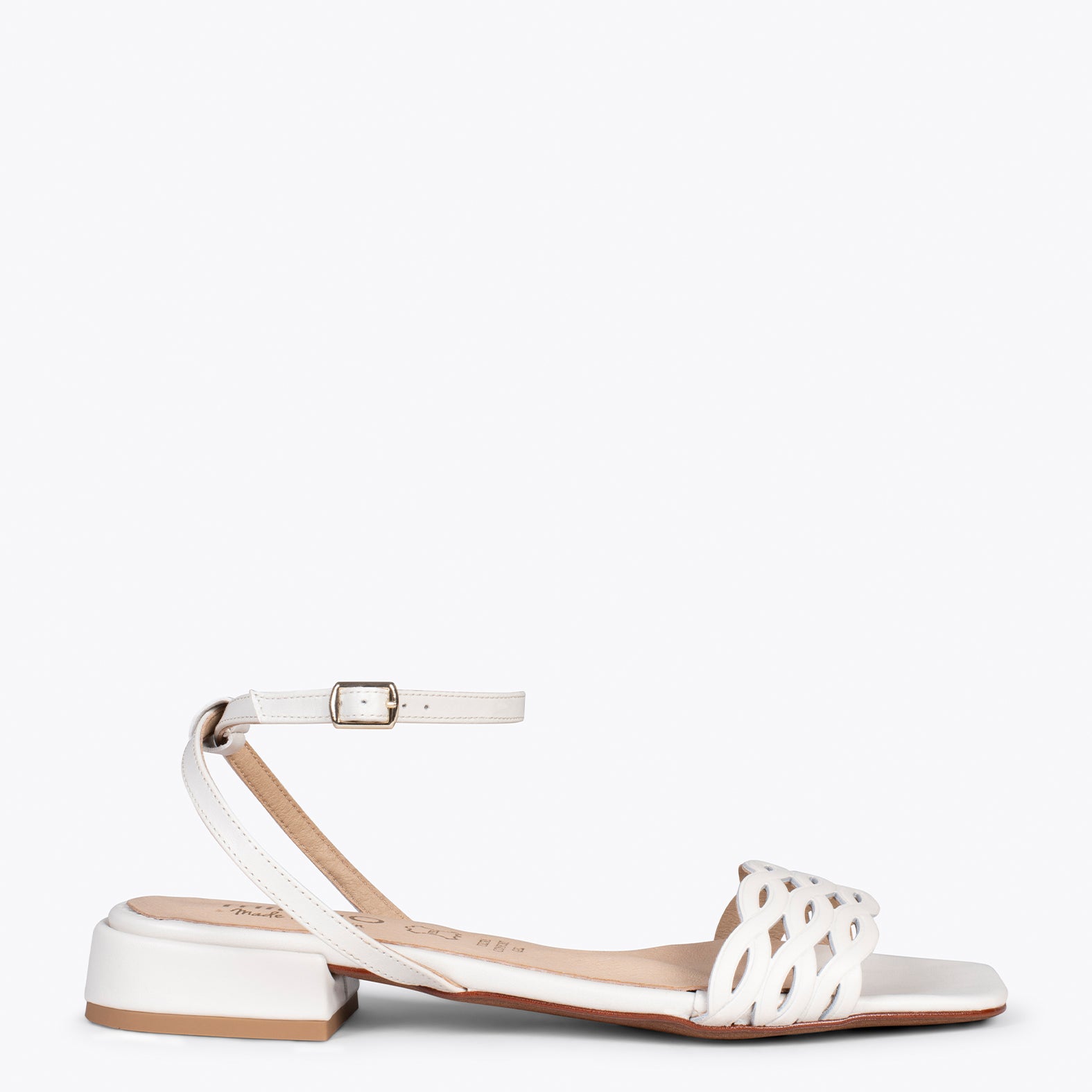 SOFIA – WHITE flat sandals