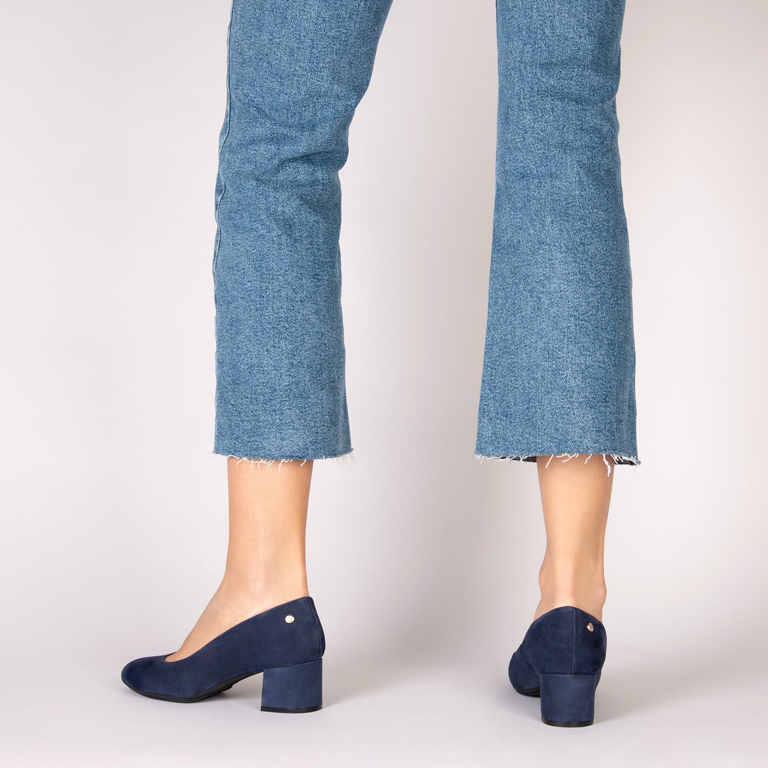 URBAN REDONDO - Zapatos de tacón de ante en MARINO