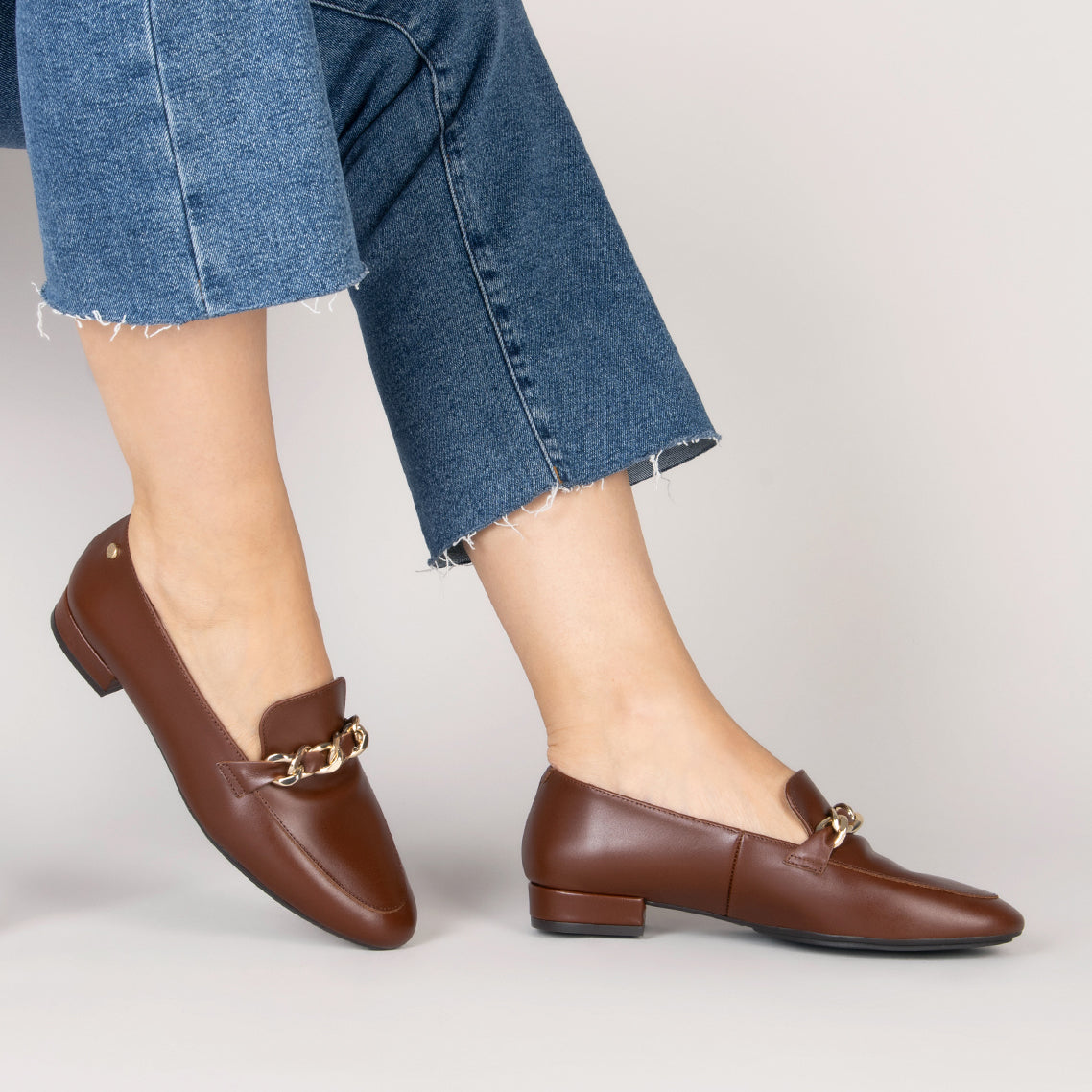 CHAIN – Mocasines planos con adorno metalizado MARRON