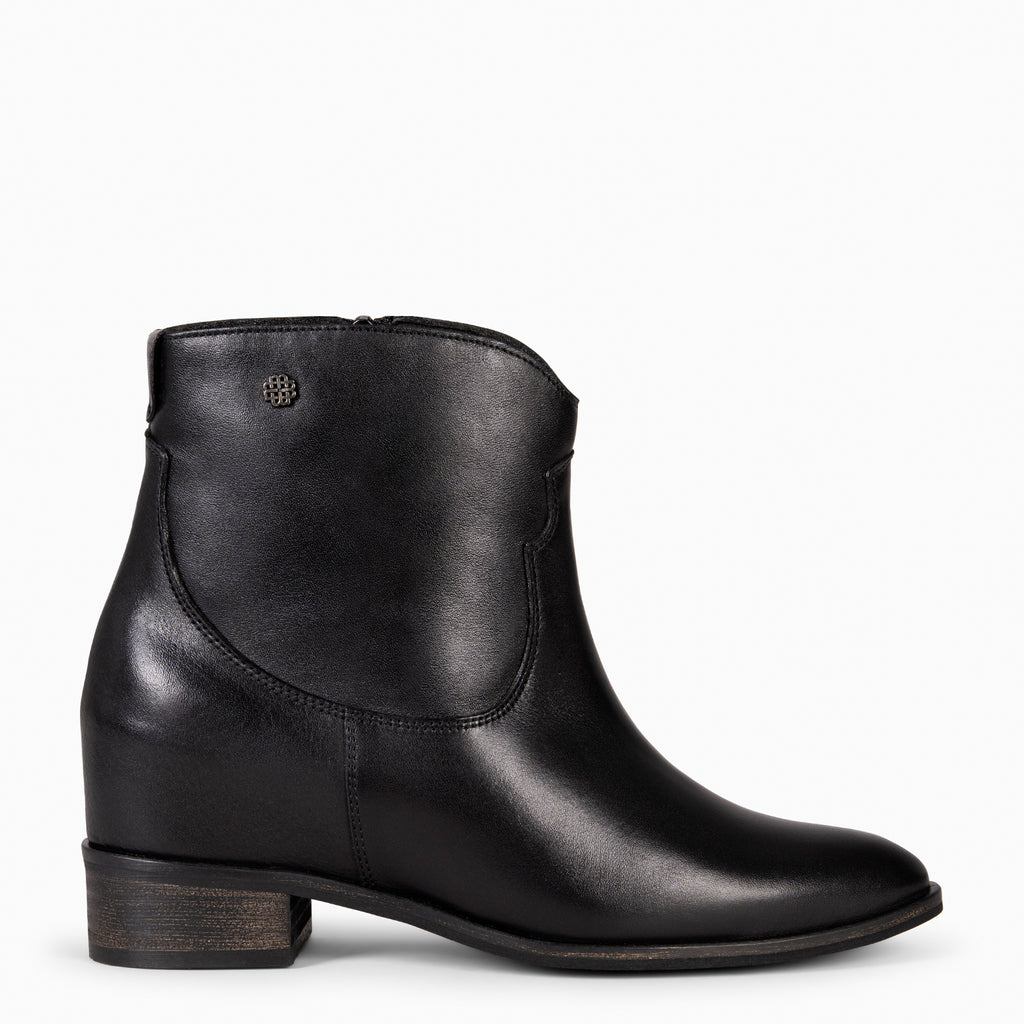Bottines M&S Autograph En Cuir Oxblood - Talon Bloc 8.3 Cm - Taille UK 7.5, Neuves Avec étiquettes