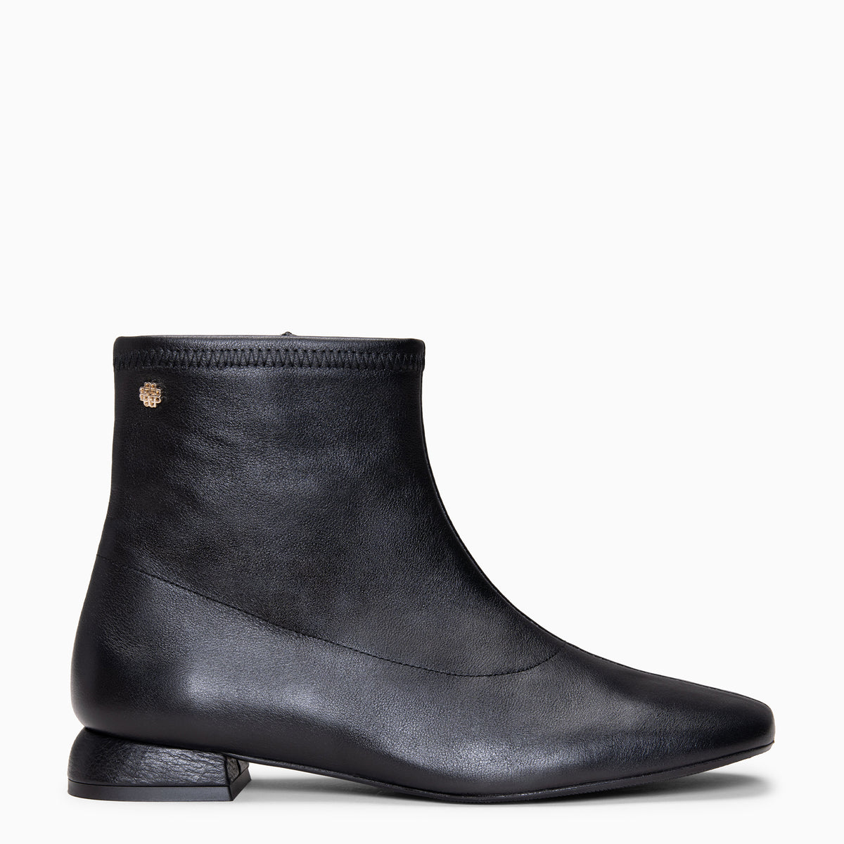 WENDY - Black leather ankle boots with a low heel
