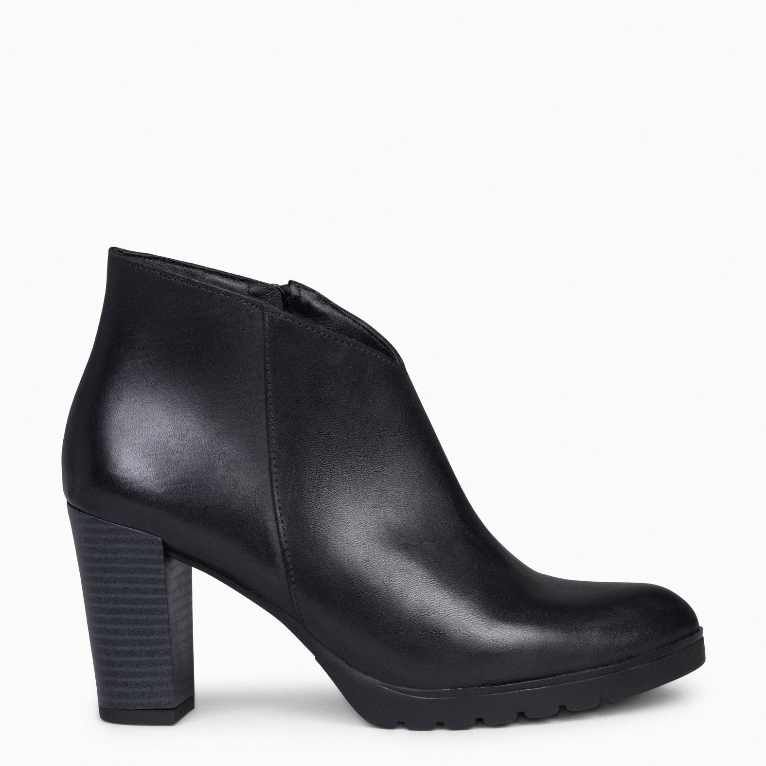 CLASSIC - BLACK Women's Ankle Boots with heel
