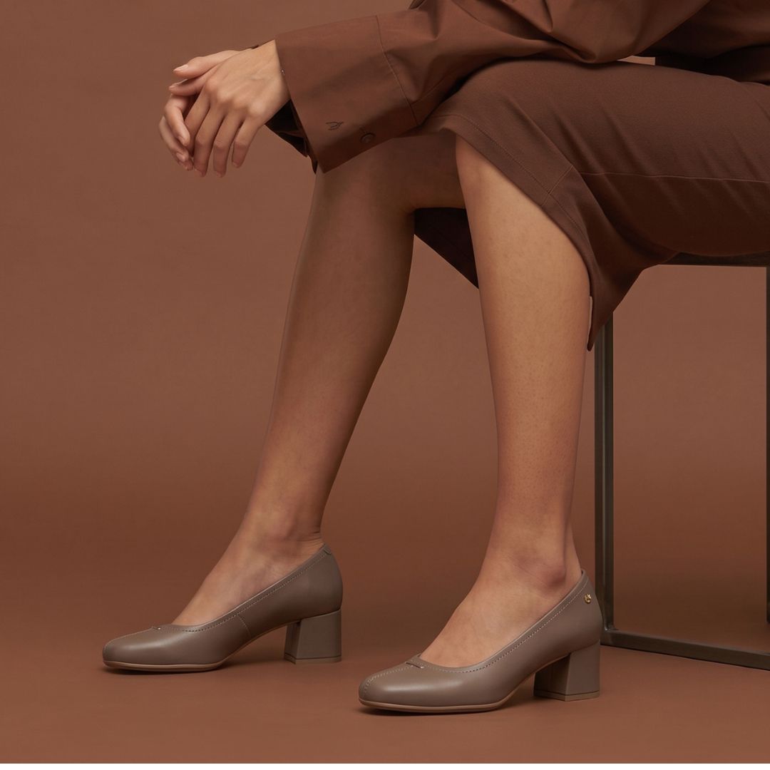 SAKURA - TAUPE Baresoft pumps
