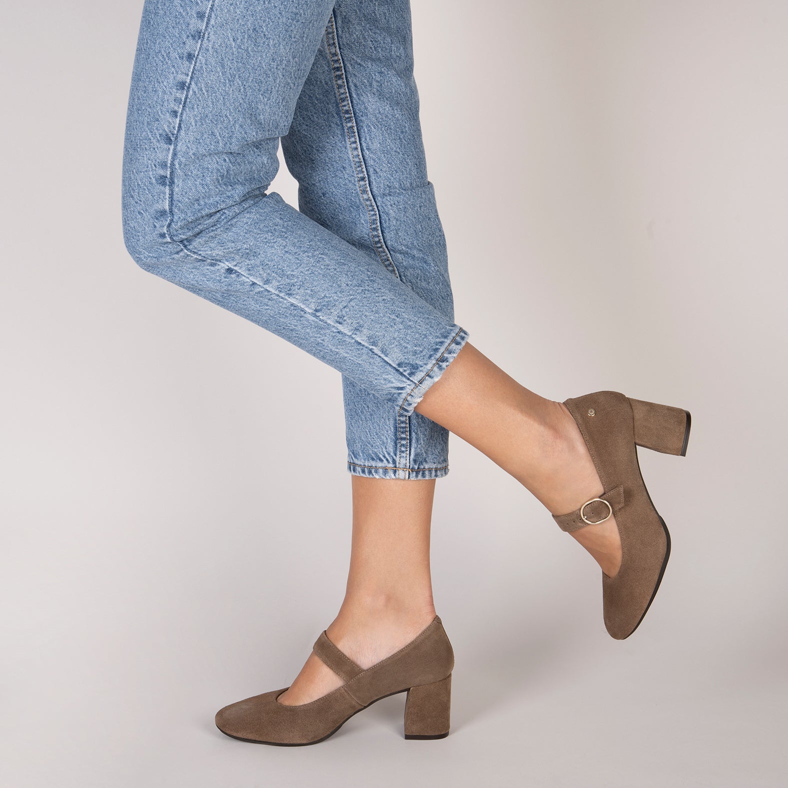 MARION – Chaussures à talon en daim TAUPE