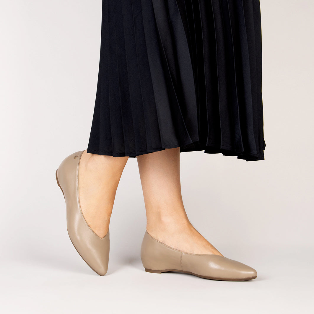 URBAN CUÑA - Zapatos con cuña interna TAUPE