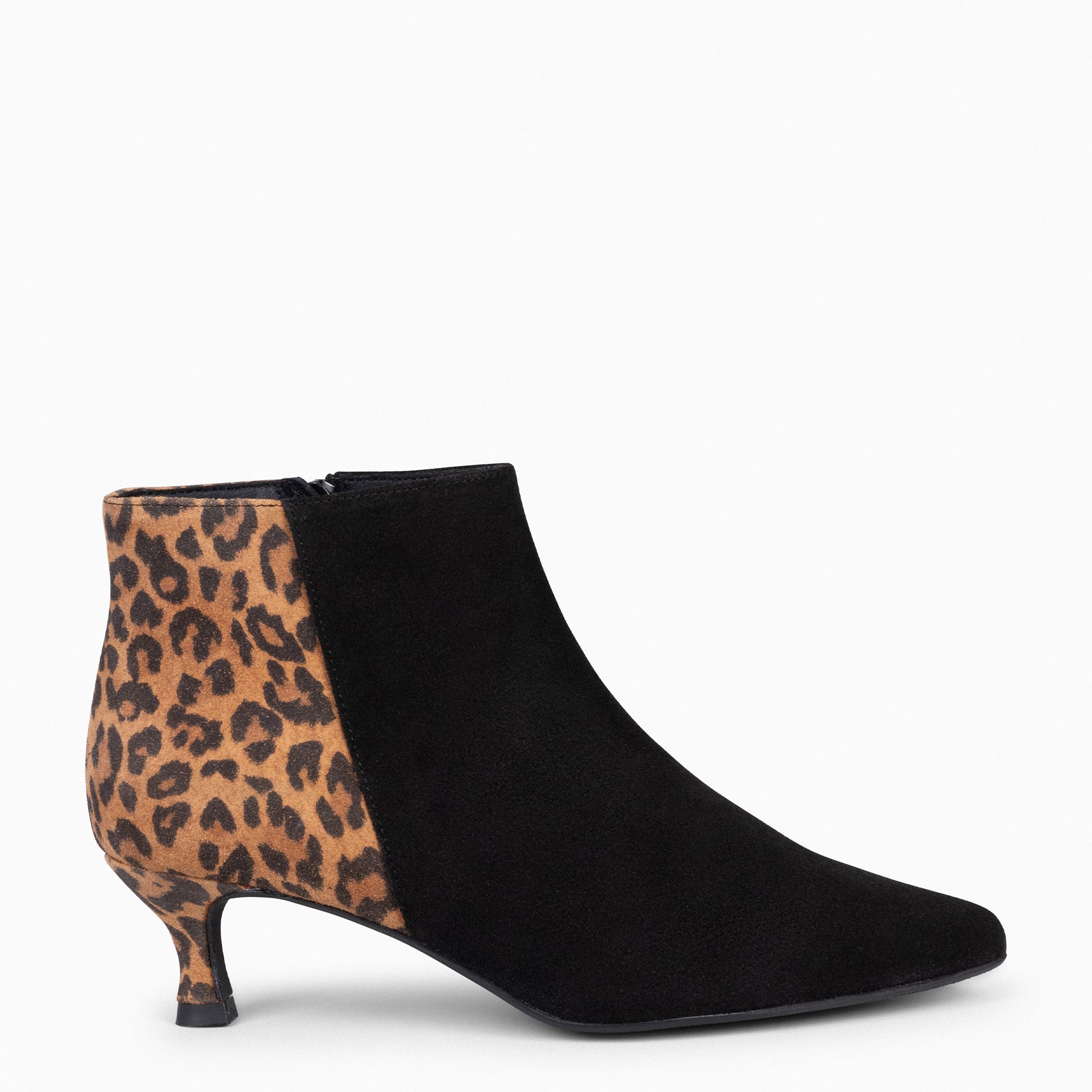 ROYAL SUEDE – BLACK LEOPARD Low heel booties