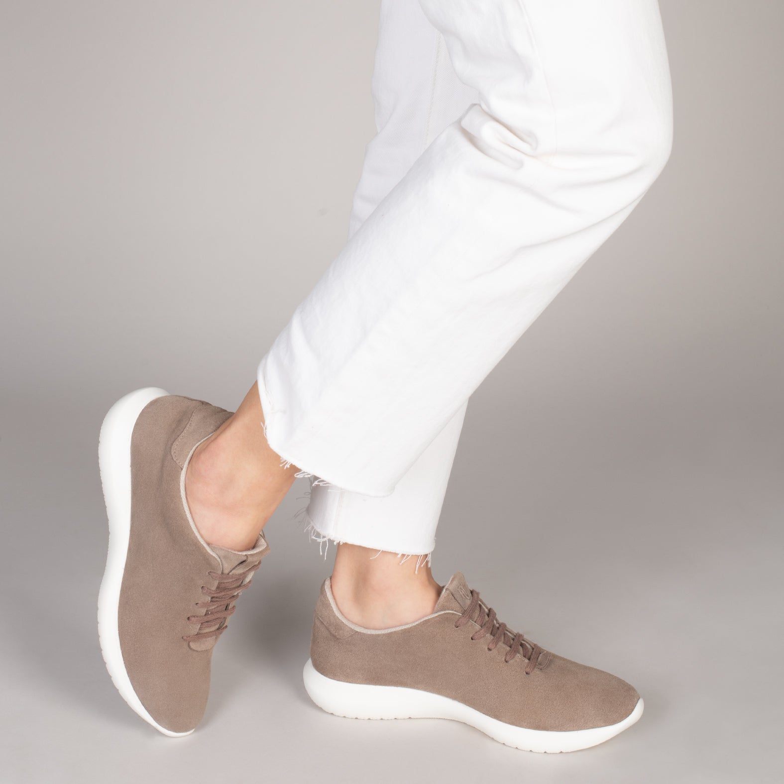 WALK – Zapatillas de mujer cómodas TAUPE
