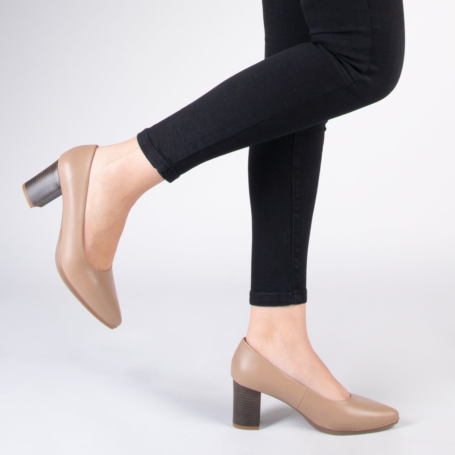 URBAN S SALON – TAUPE nappa leather mid heels