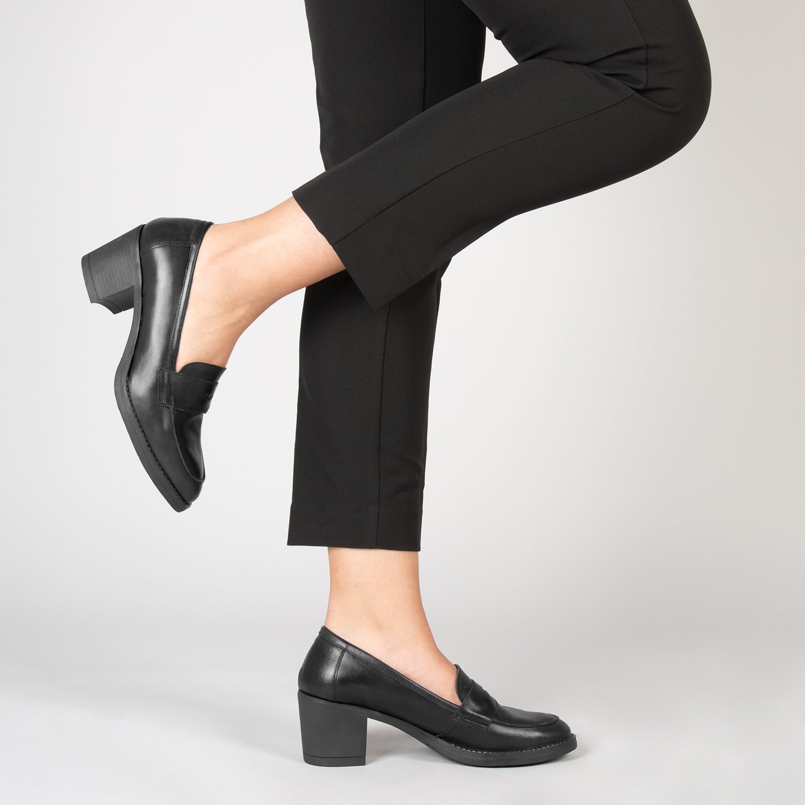 MOKKA – Mocassin en cuir nappa à talon NOIR