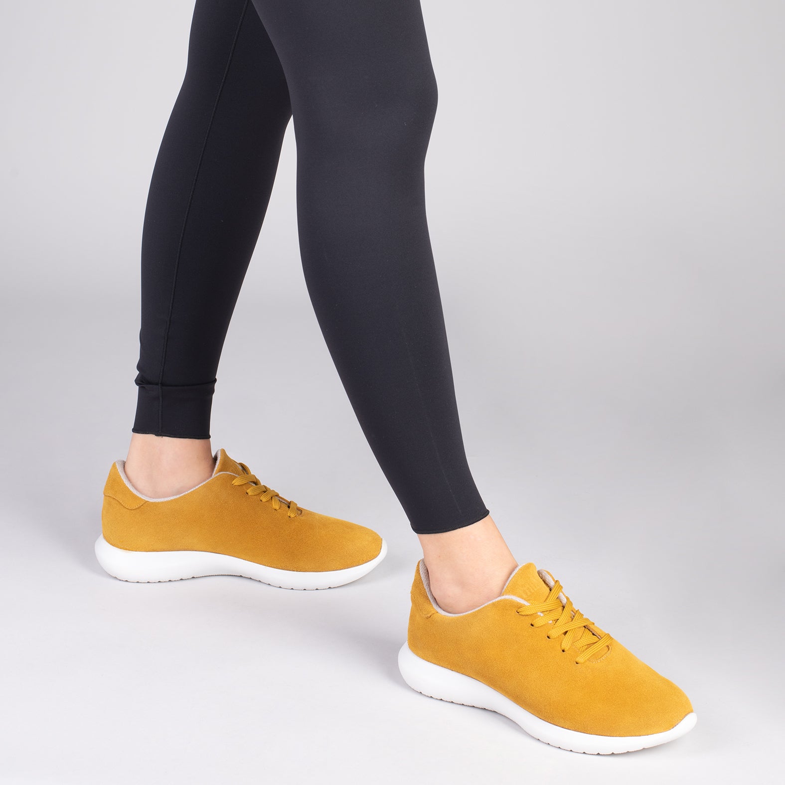WALK – Chaussures confortables pour femme JAUNE