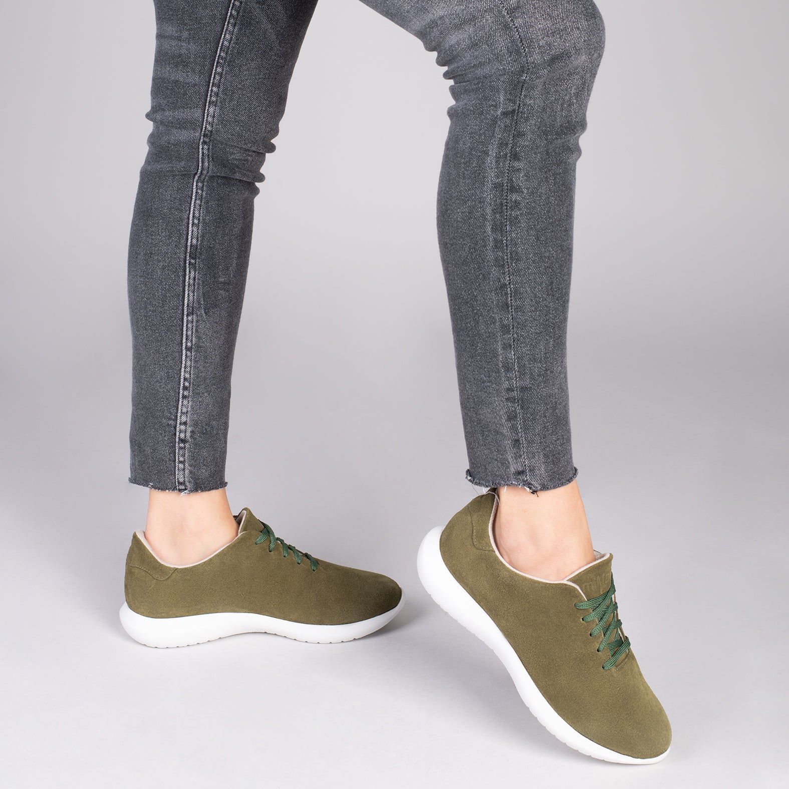 WALK – GREEN comfortable women’s sneakers
