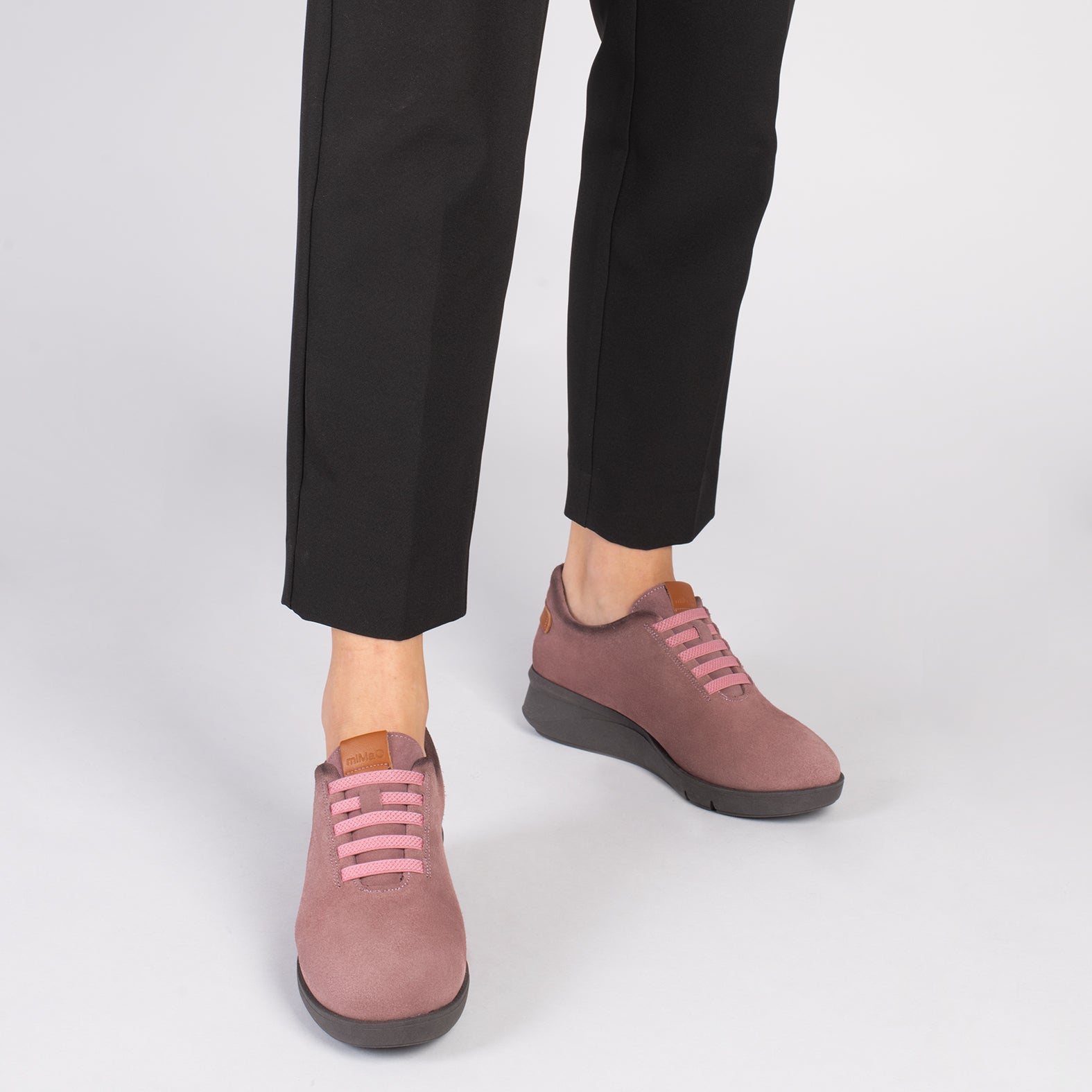 FLY – PINK casual sneaker with elastic laces