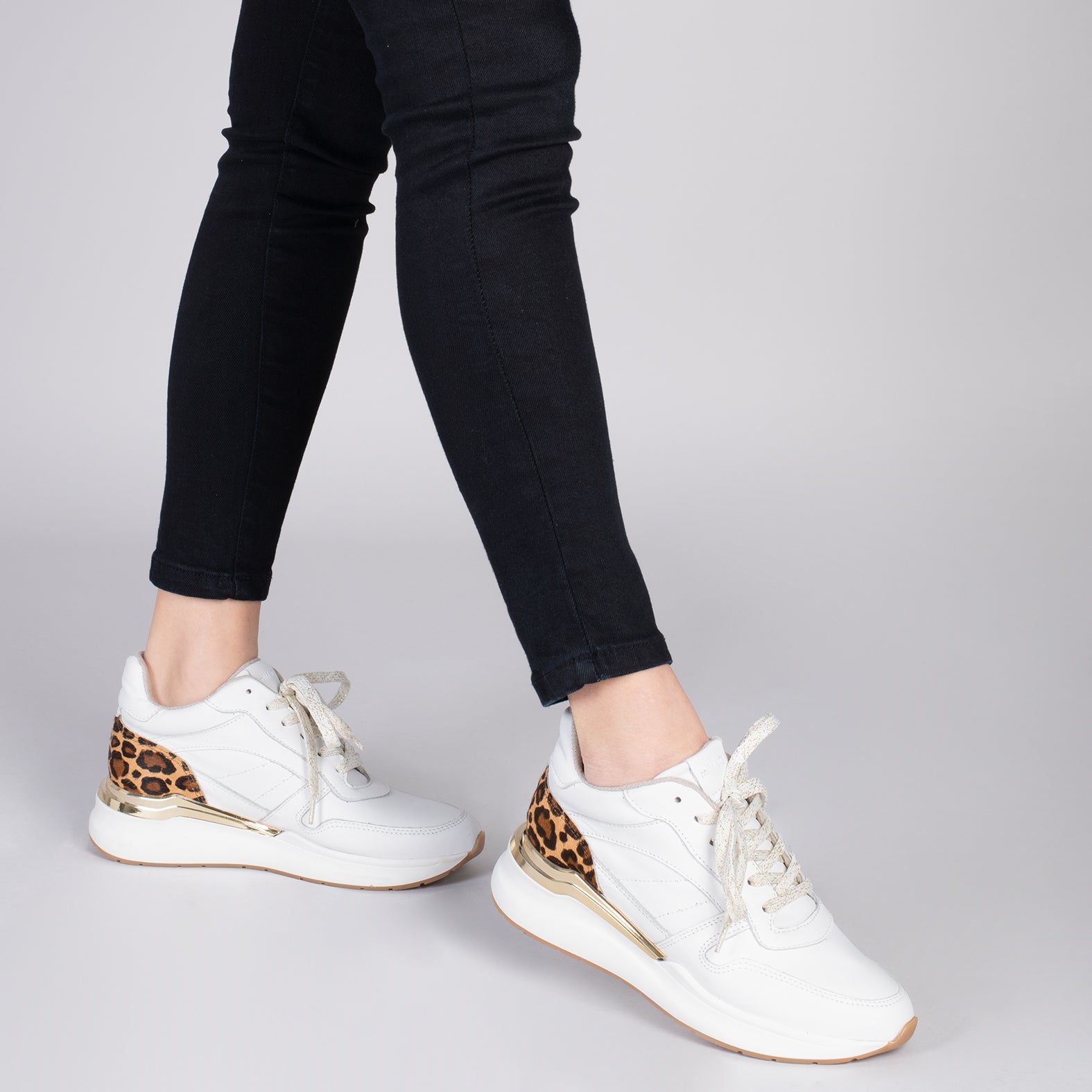 FREEDOM – WHITE & LEOPARD sneakers with removable insole