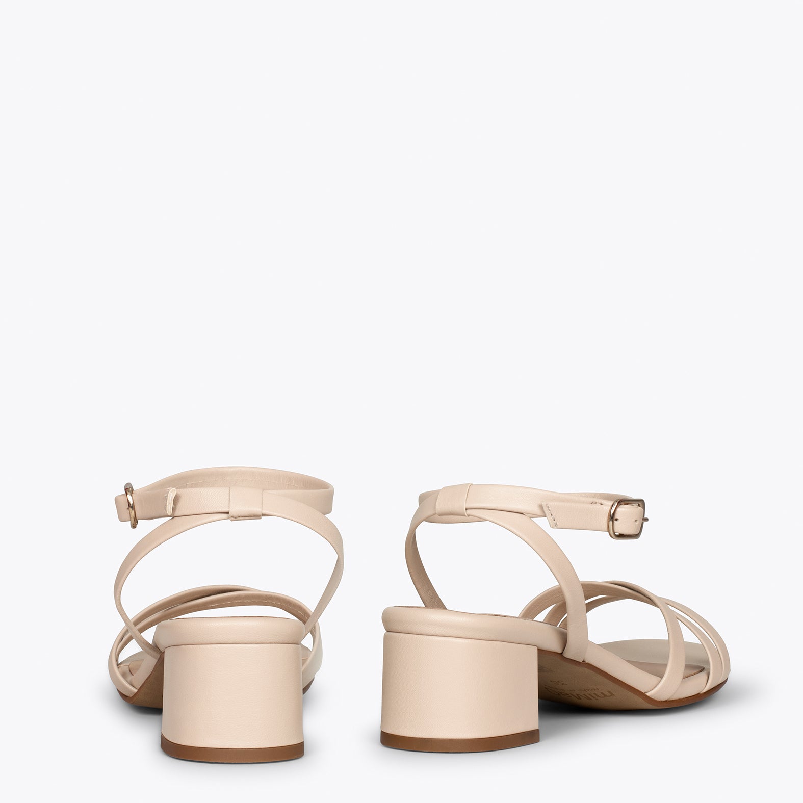 VIENA – VANILLA sandals with straps