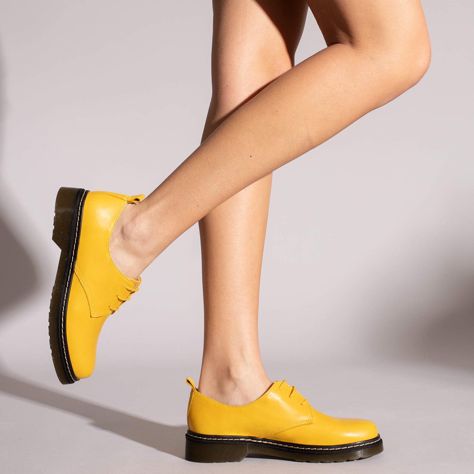 Zapato discount amarillo mujer