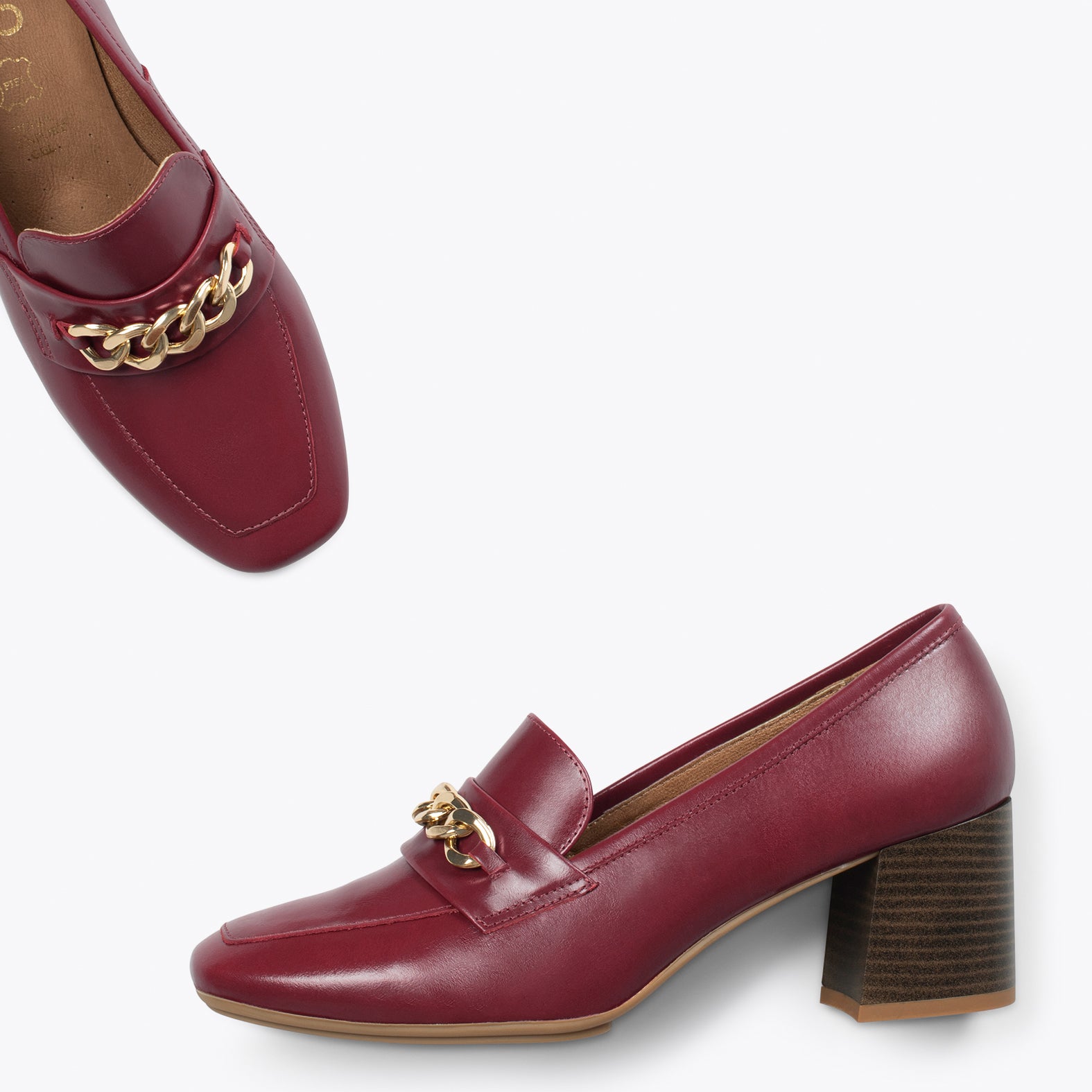 CHAIN – BURGUNDY high heel moccasin with chain detail