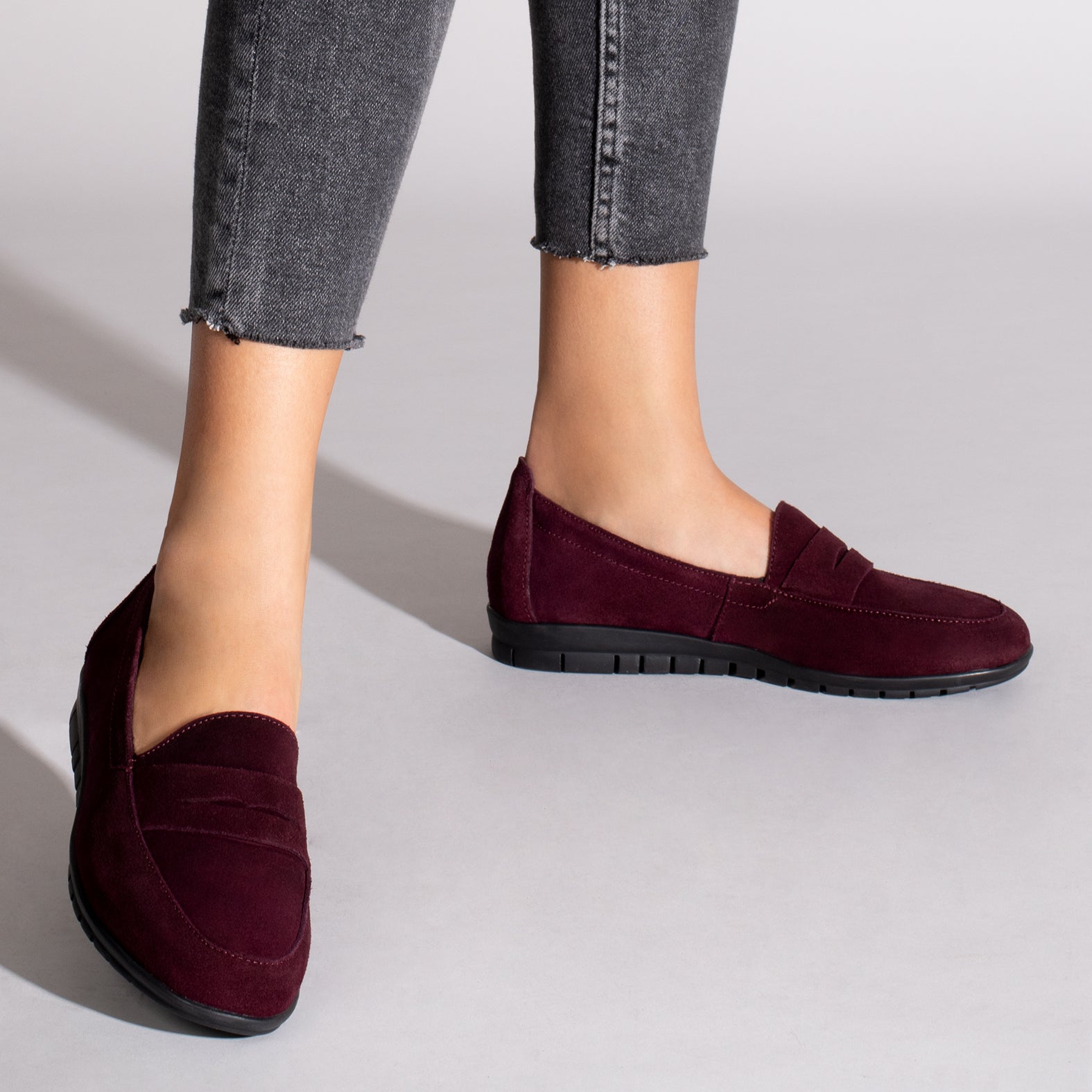 360  - BURGUNDY ultra-flexible moccasin