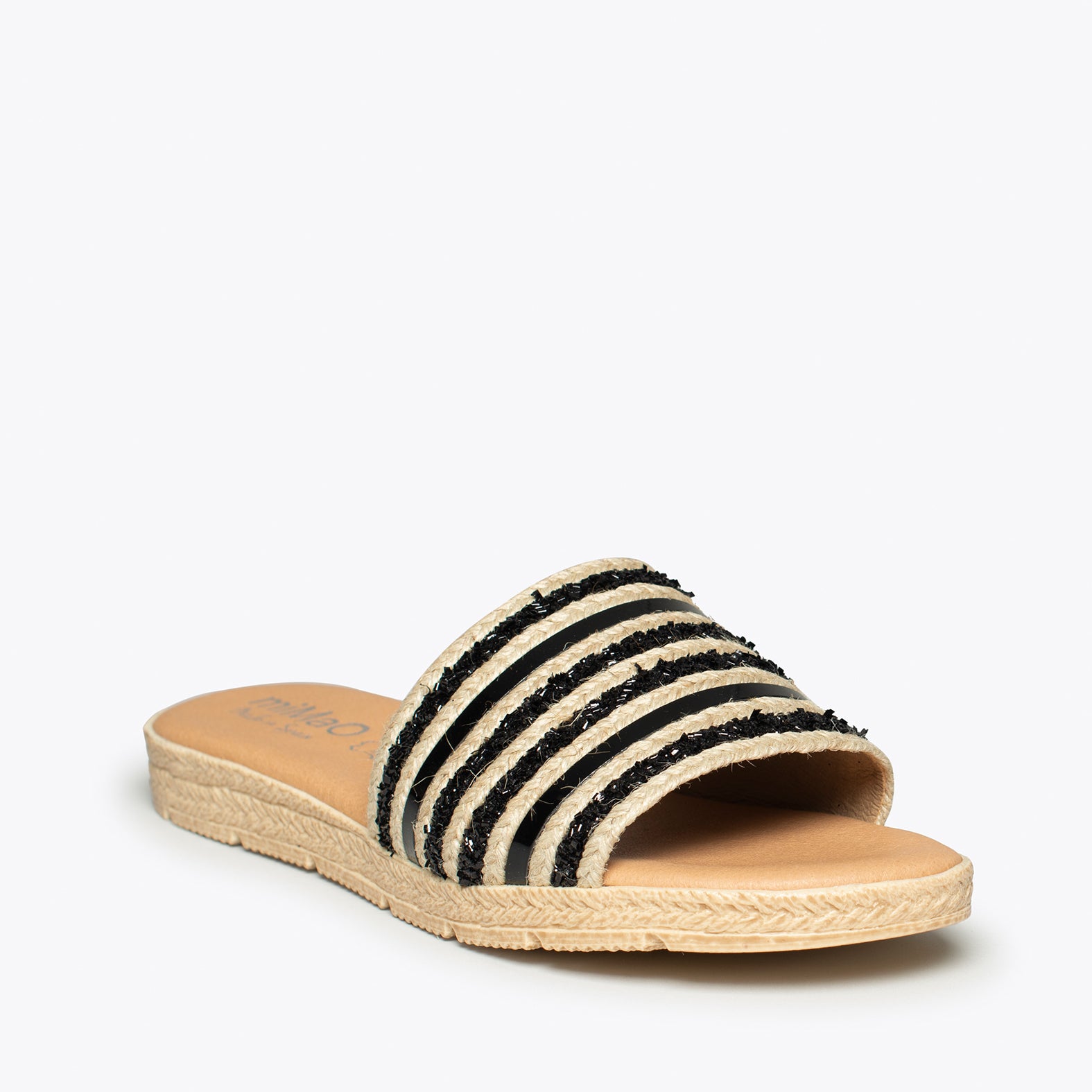 MOON – BLACK flat sandal with metallic details