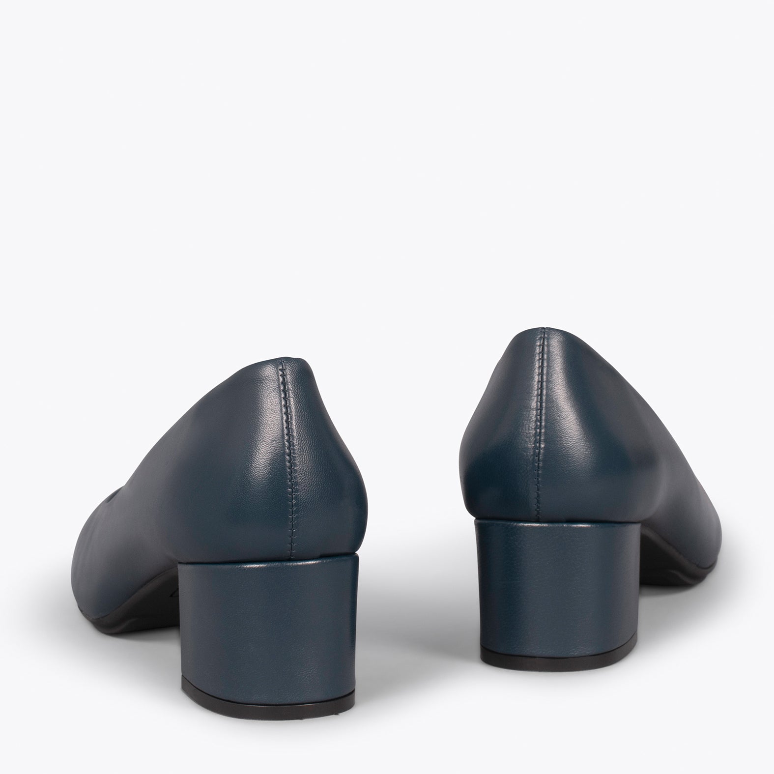 URBAN REDONDO SALON - Zapatos de tacón bajo de napa MARINO