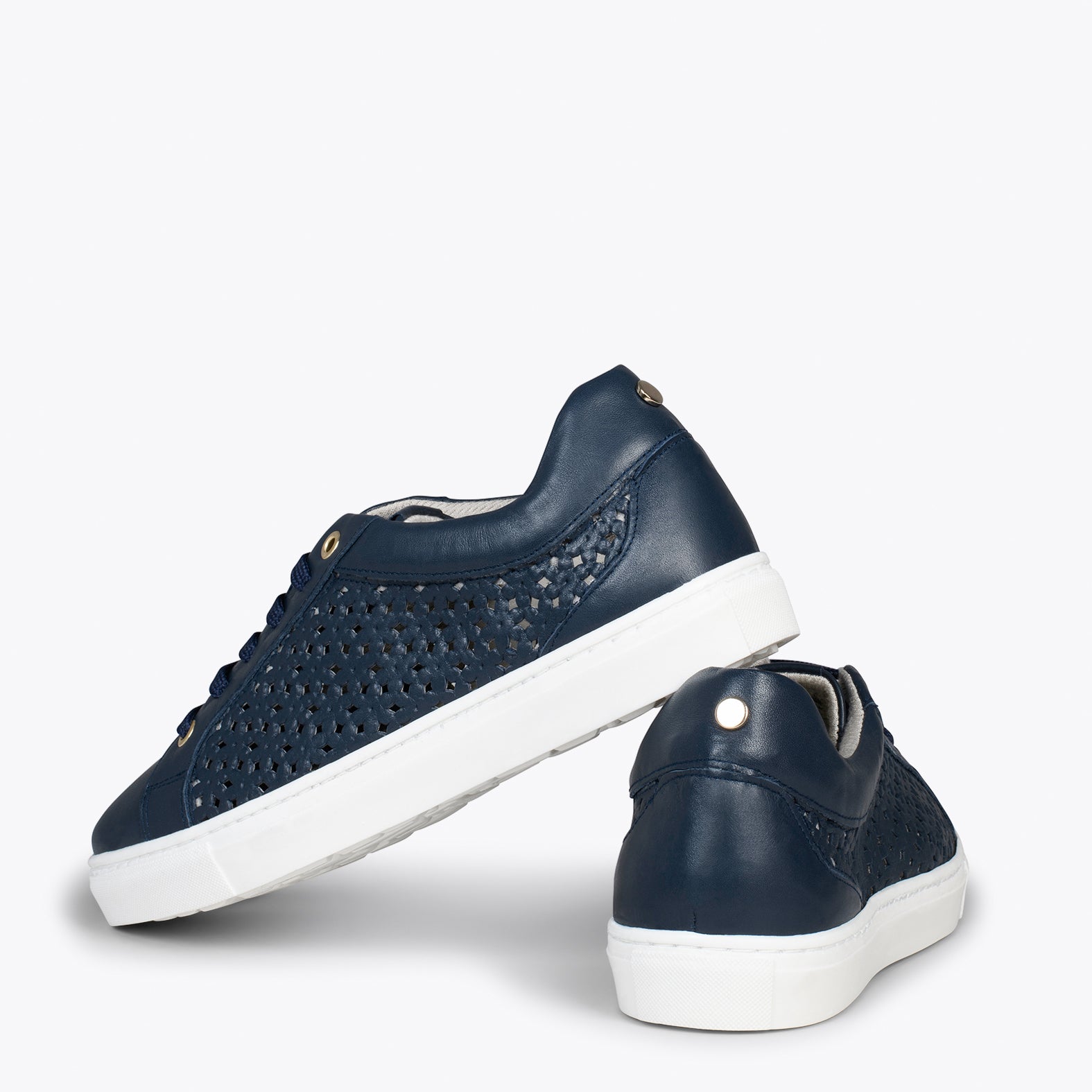BREATHE – NAVY nappa sneakers with dye-cutting design