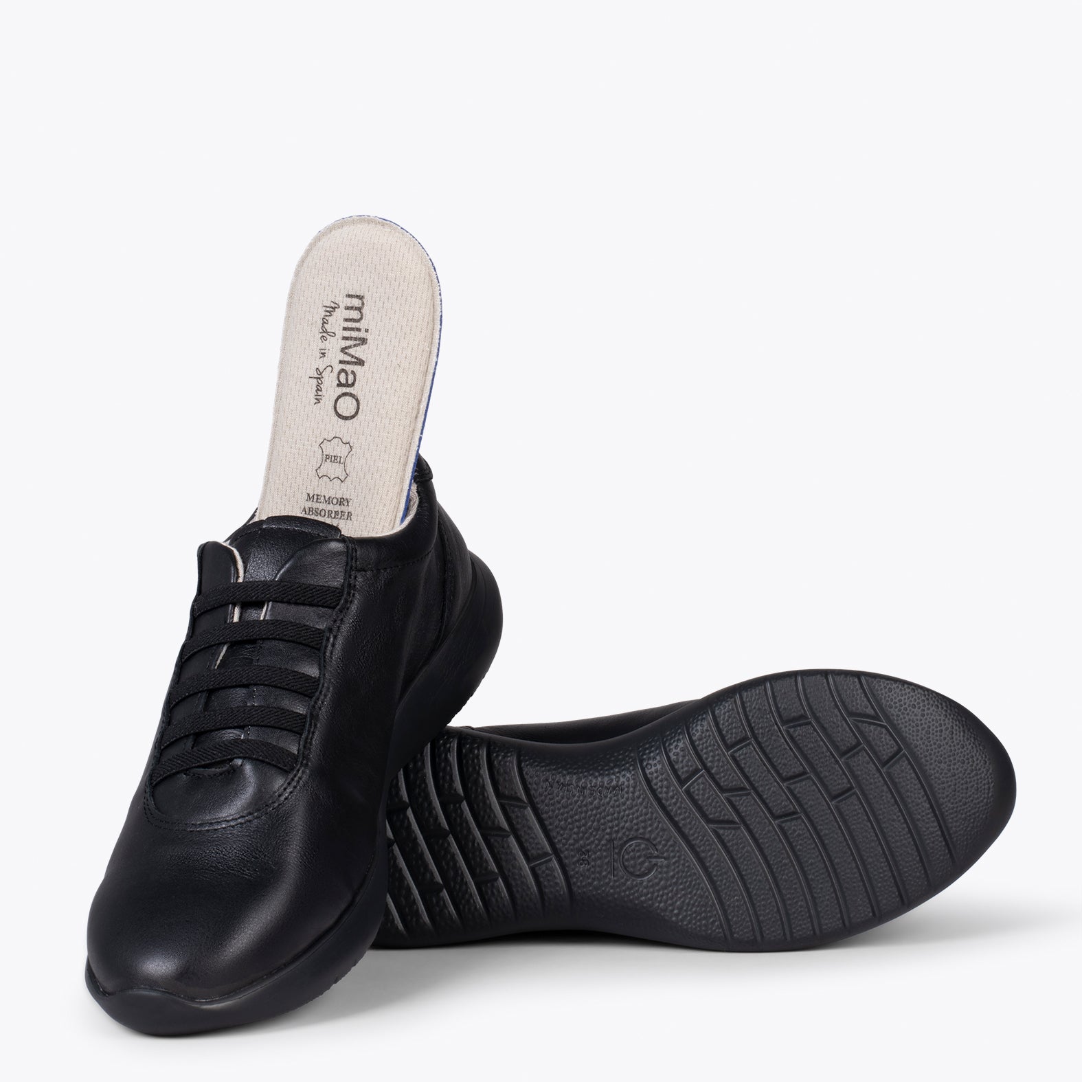 CHICAGO – TOTAL BLACK sneakers with elastic laces