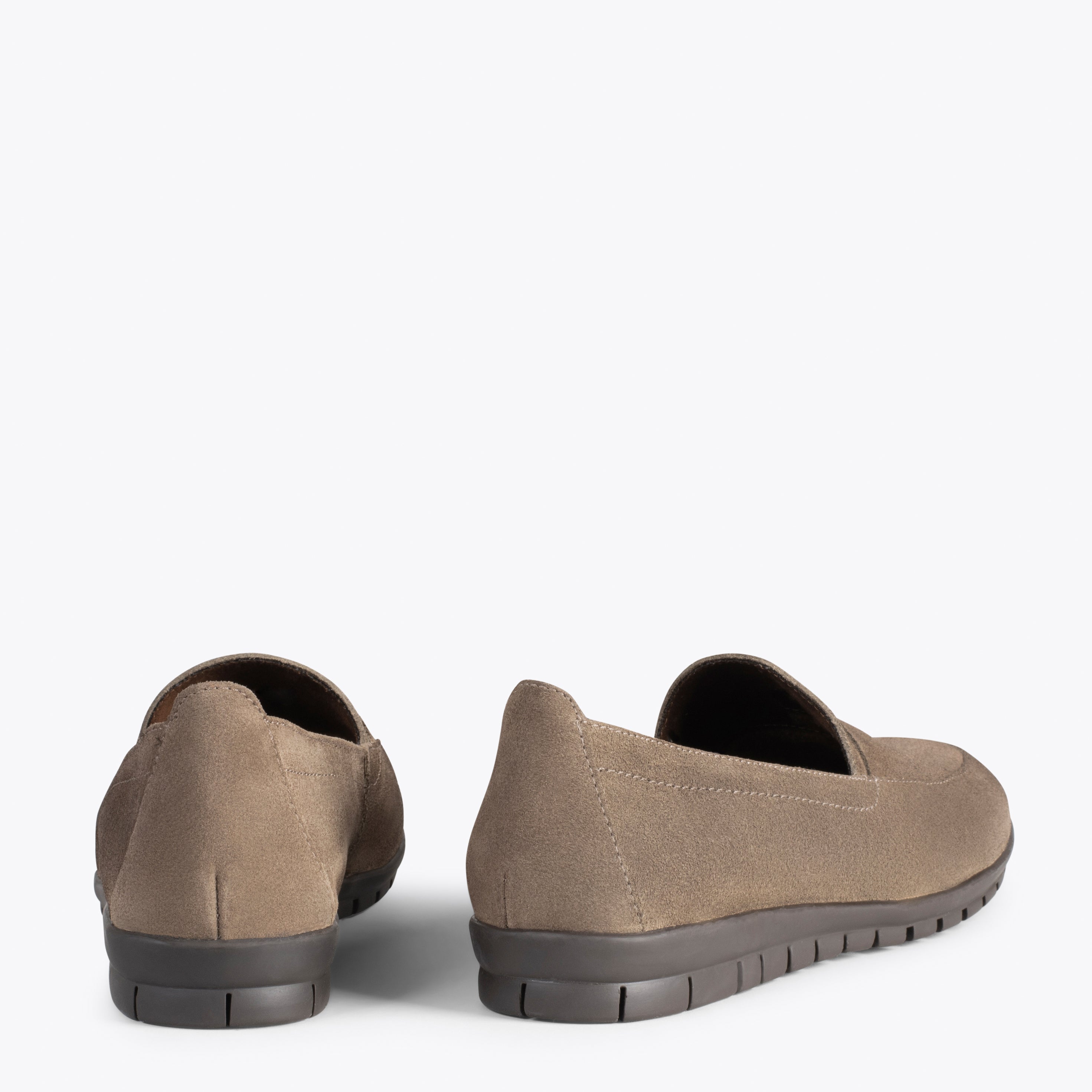 360 – TAUPE moccasins with mask
