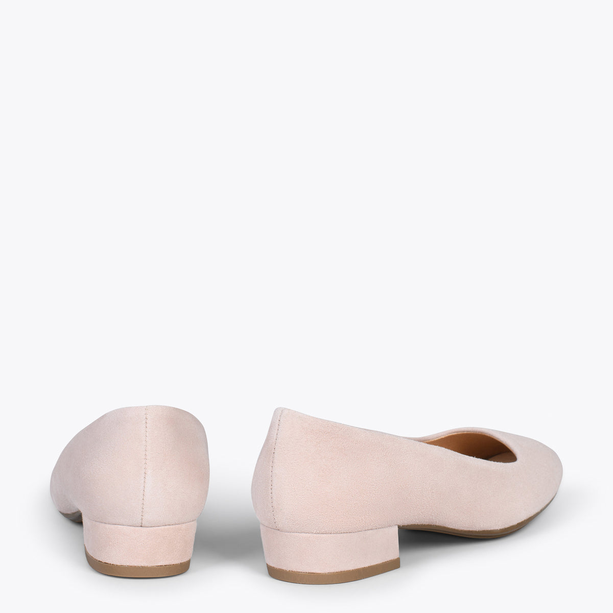 URBAN XS – Zapatos de tacón bajo de ante NUDE
