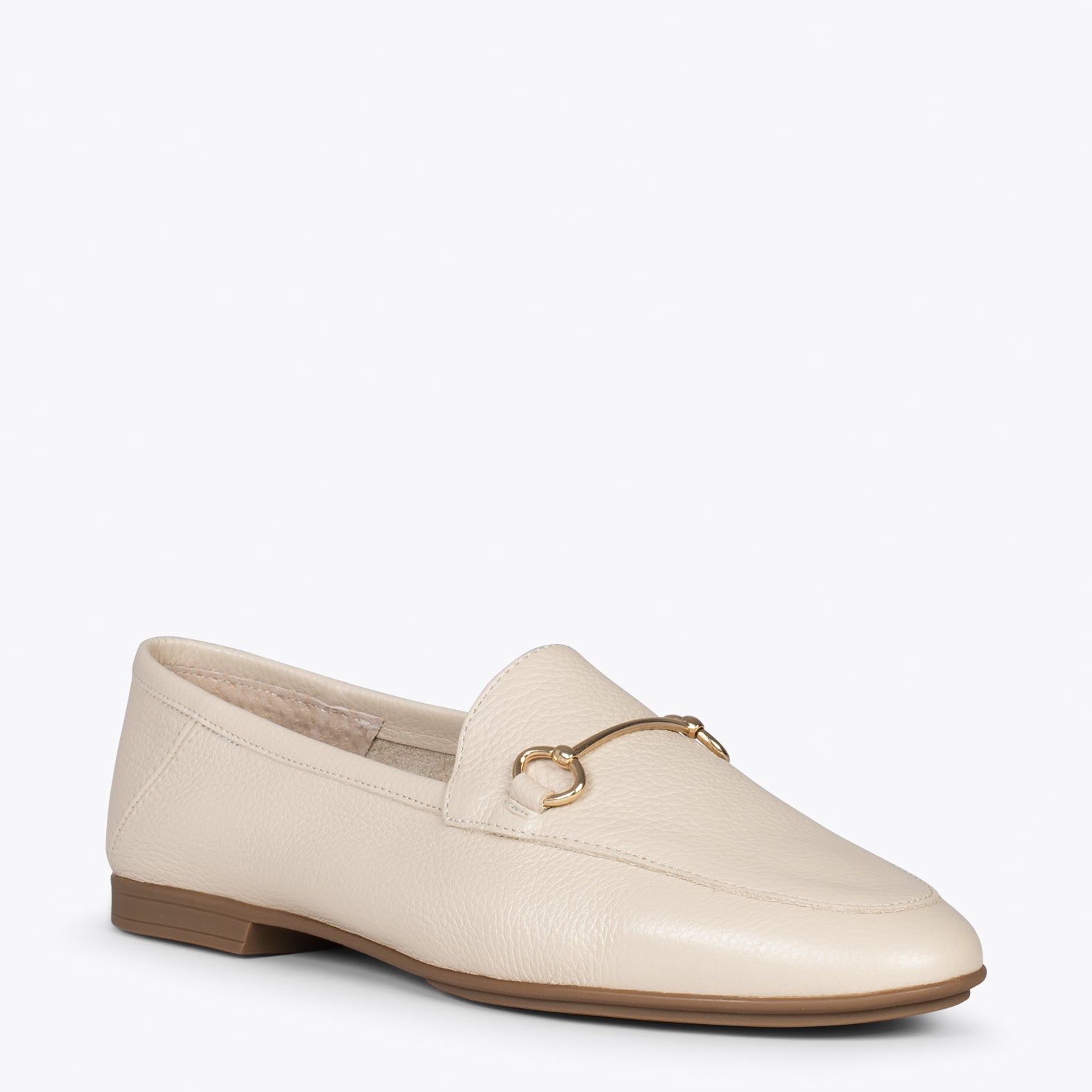 STYLE – WHITE moccasins with horsebit
