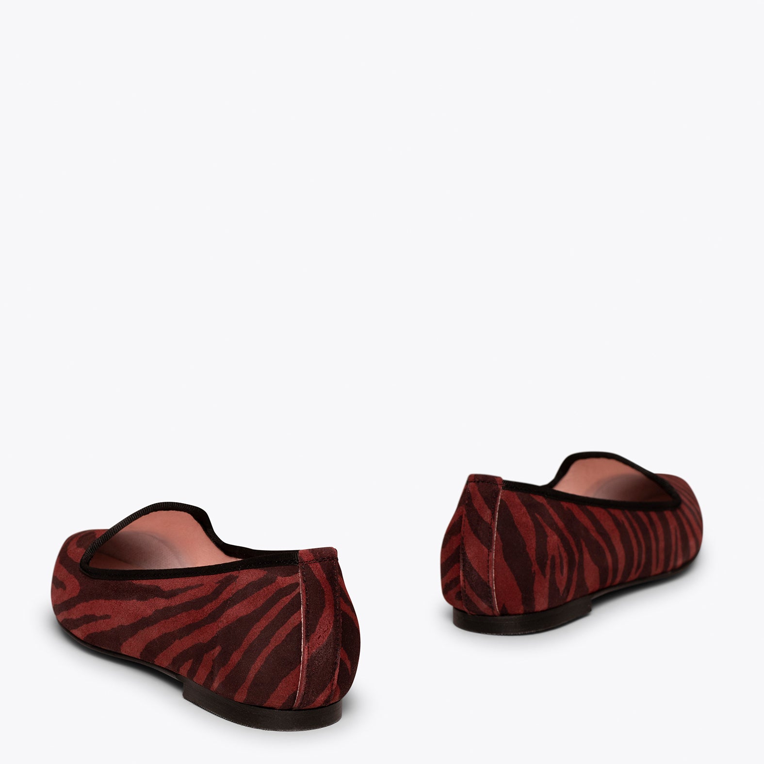 SLIPPER – RED animal print slipper