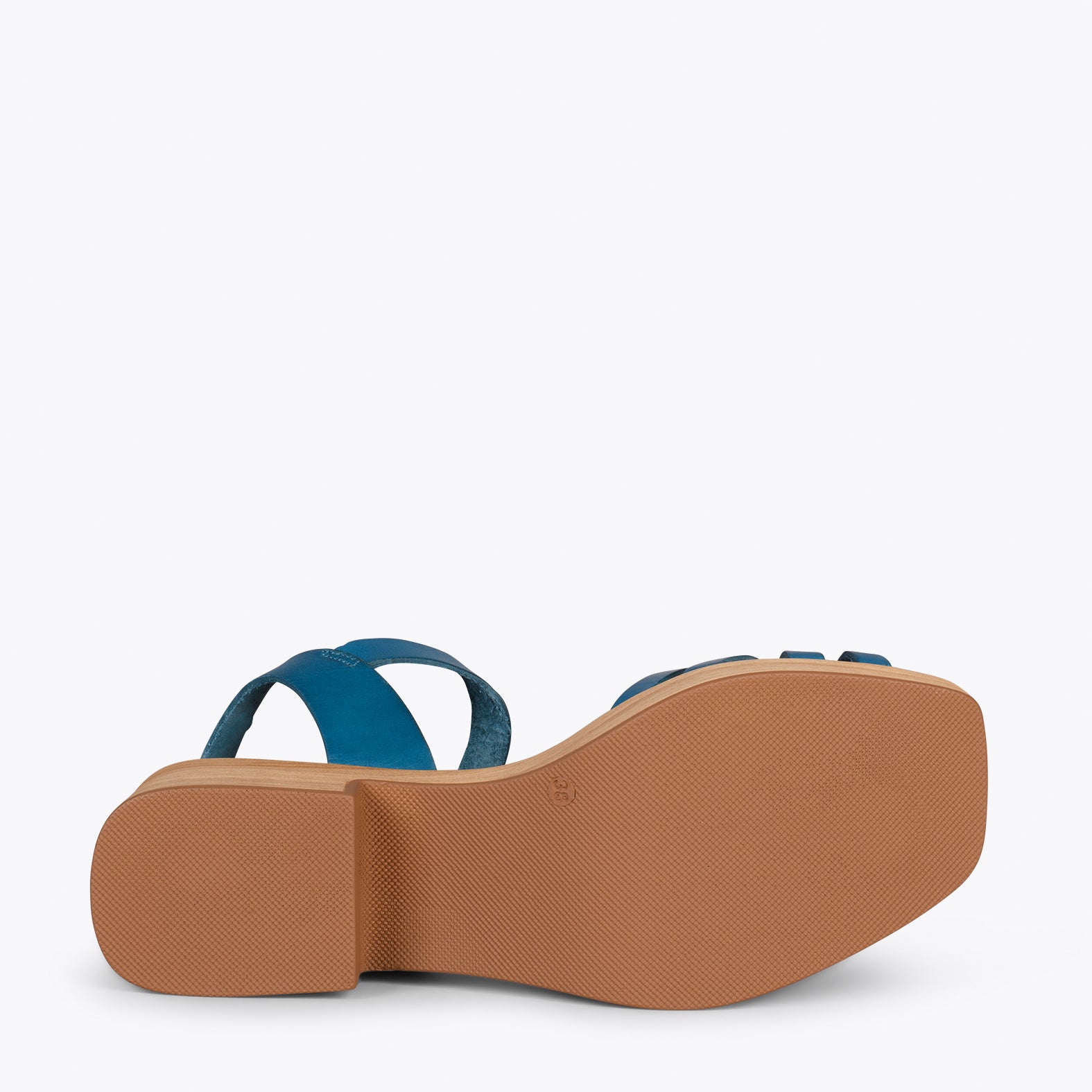 WOOD – BLUE strappy sandal with wooden heel