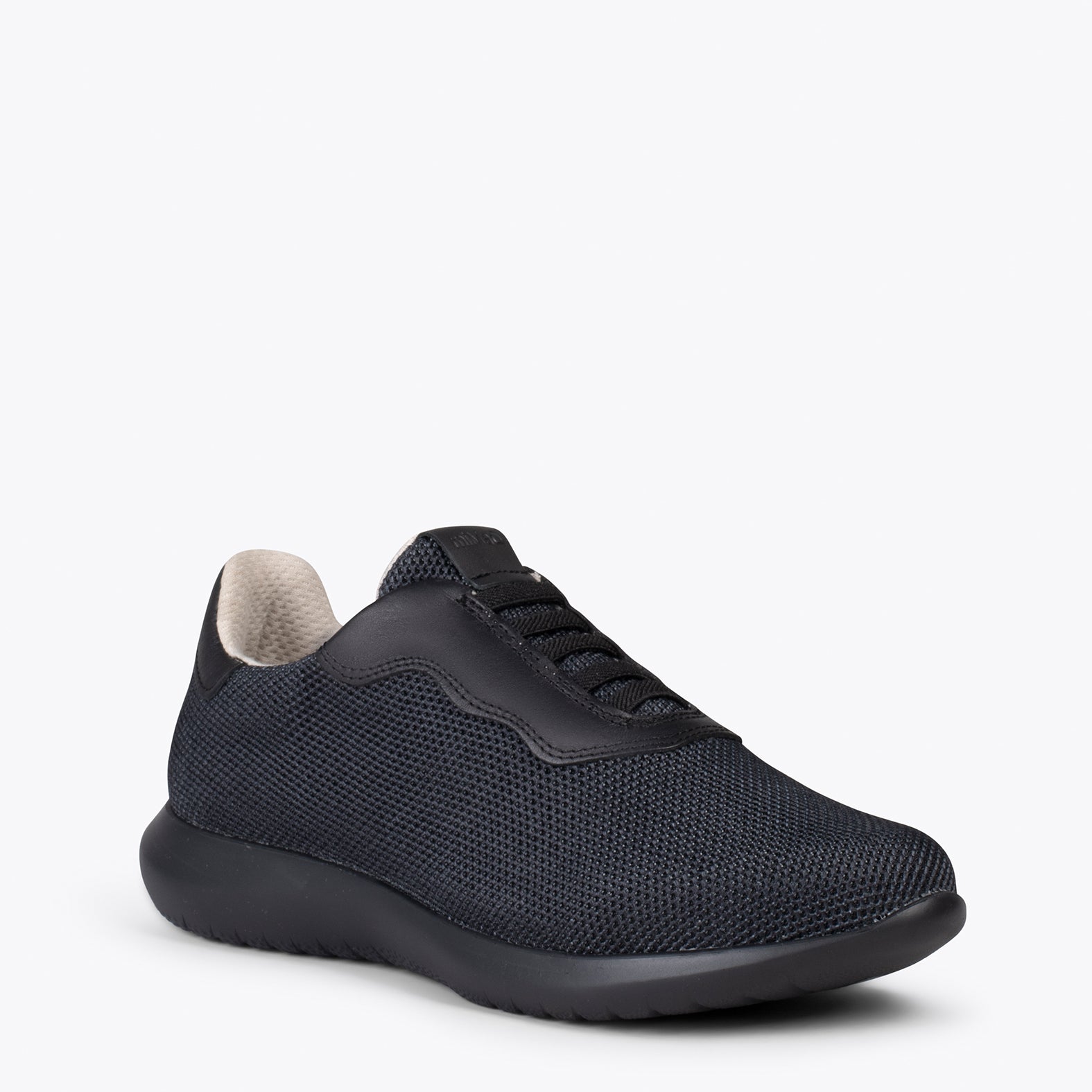 SPORT – TOTAL BLACK comfortable sock-free sneakers