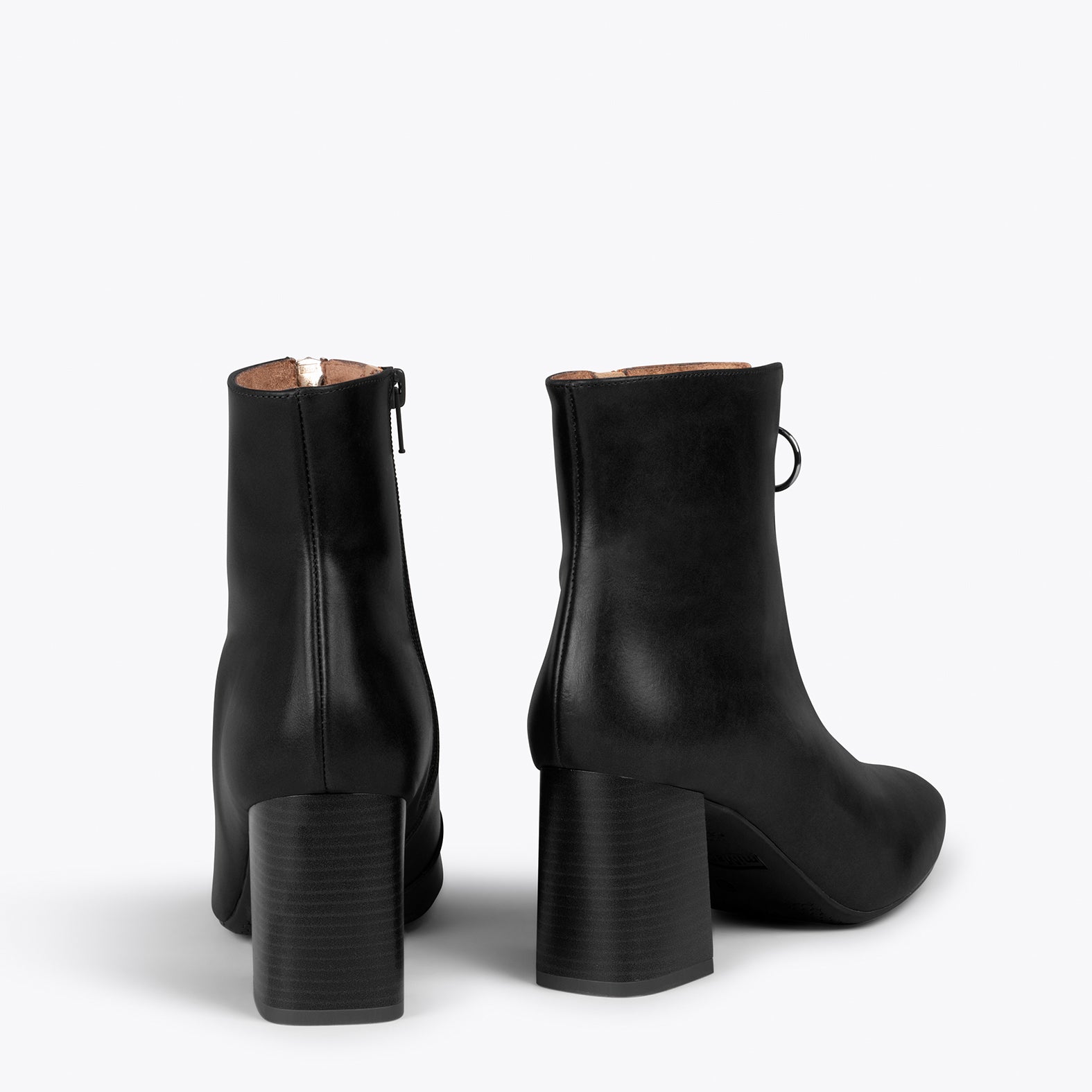 GIRL – BLACK bootie with decorative front zipper