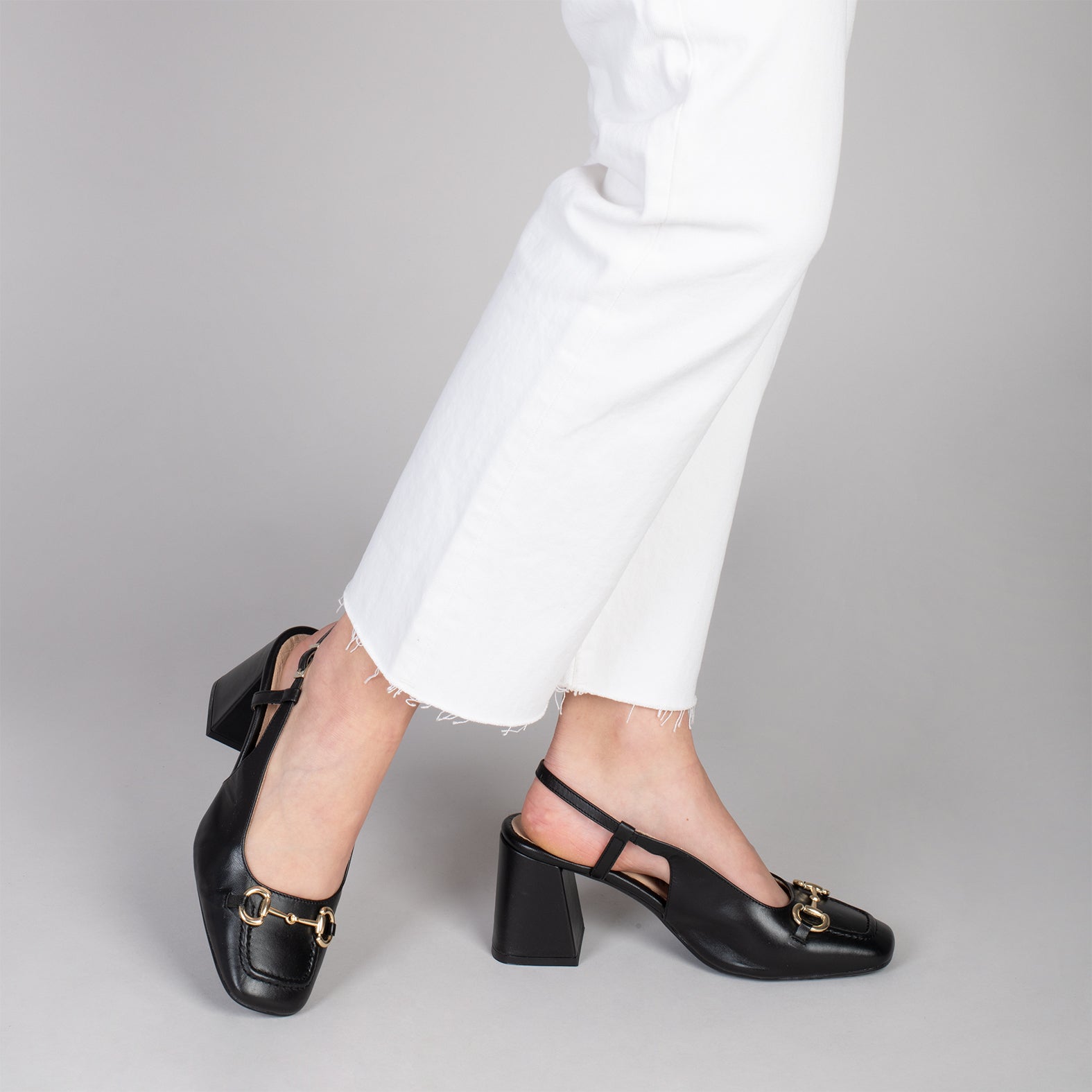 SLING-BACK MIA – BLACK sling-back heeled moccasins