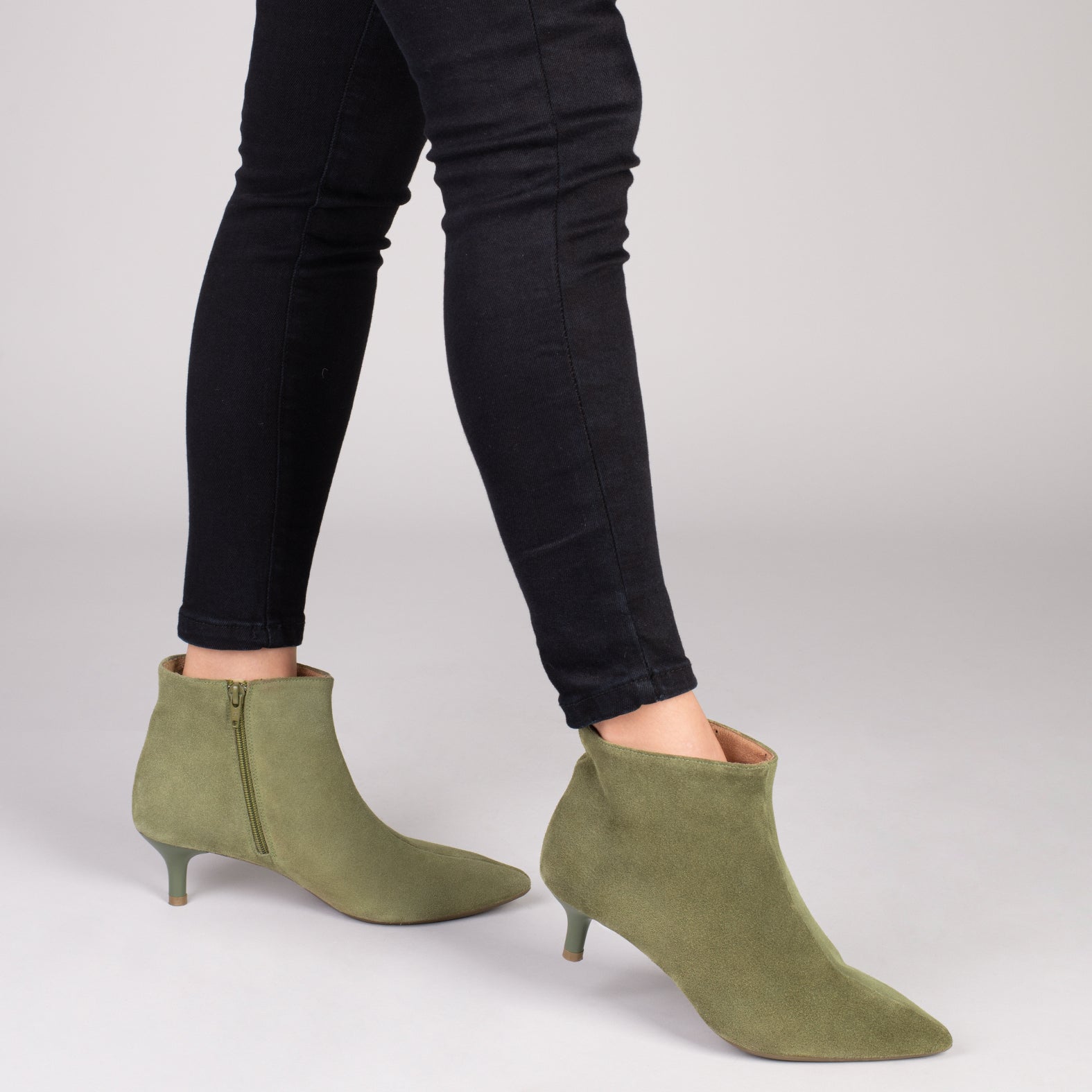 Khaki ankle clearance boots outfit